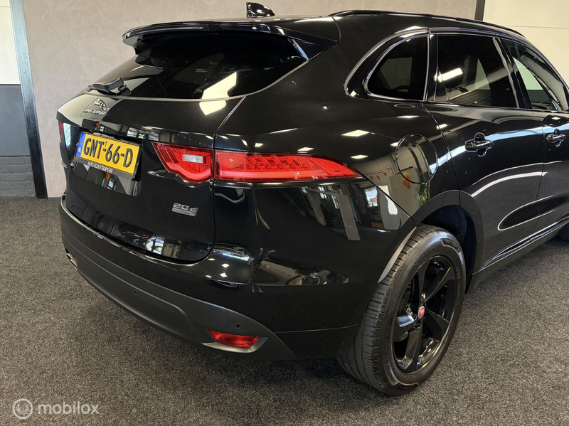 Jaguar F-Pace 2.0 R-Sport AWD LED / LEDER / MERIDIAN / PDC / NAV — photo 4