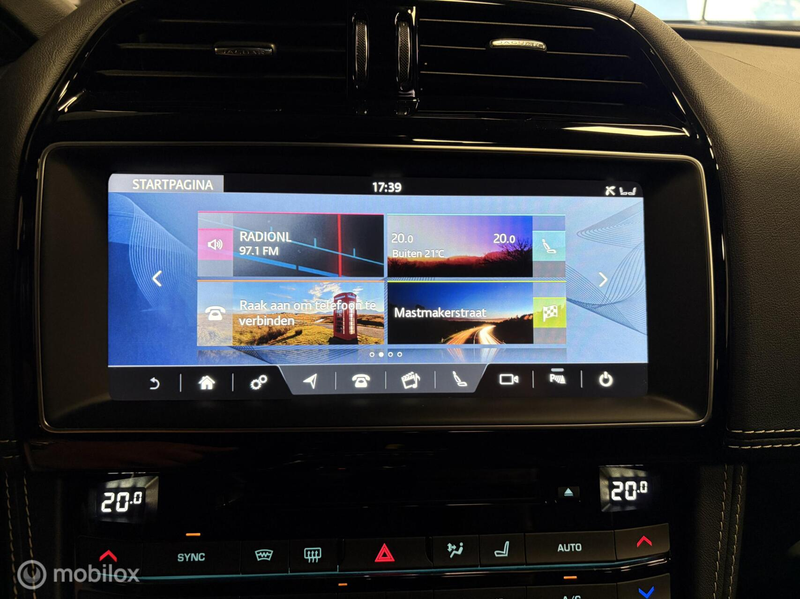 Jaguar F-Pace 2.0 R-Sport AWD LED / LEDER / MERIDIAN / PDC / NAV — photo 9
