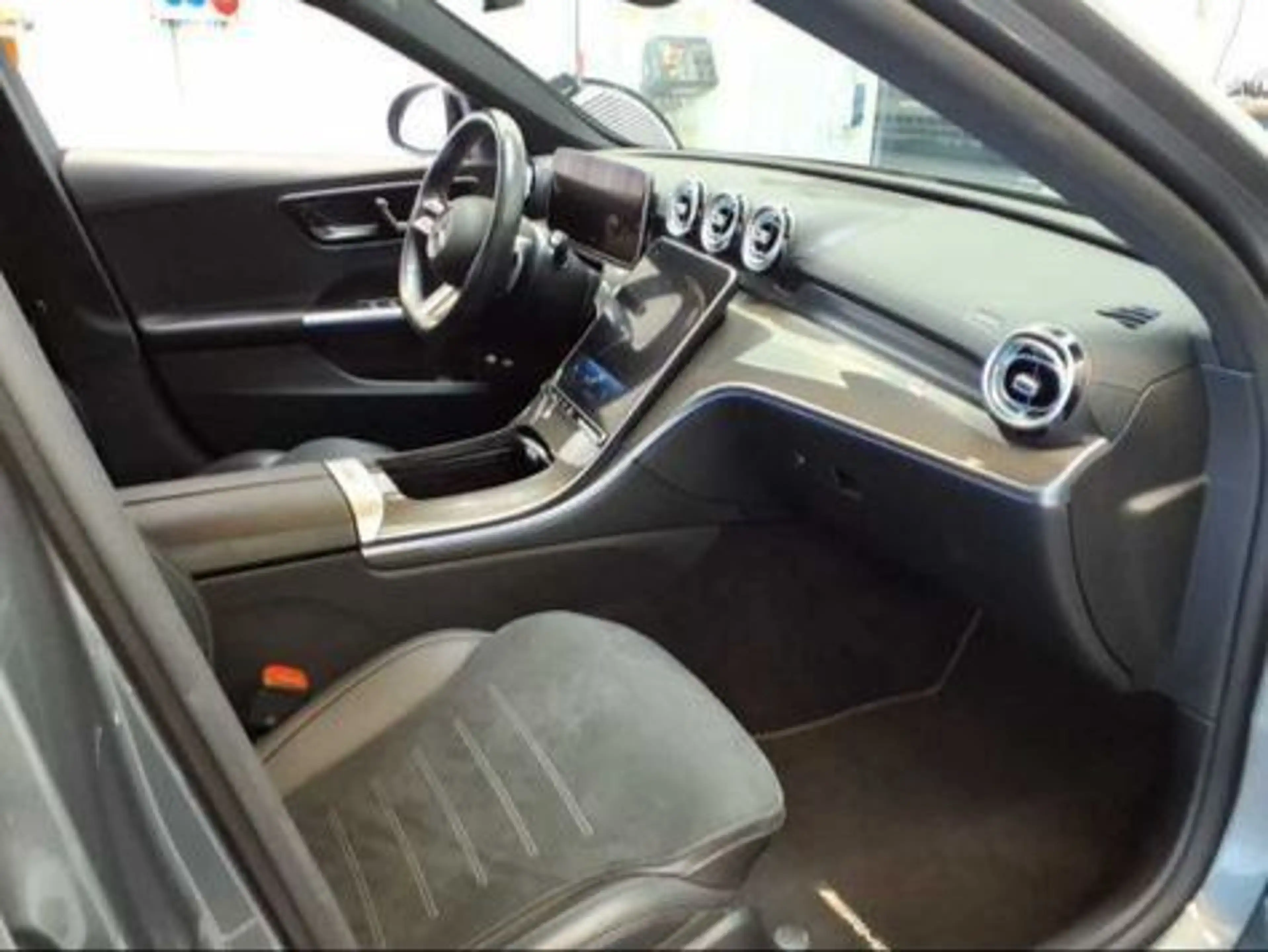 Mercedes-Benz C 300 e T AMG Line | Panorama | Distronic | AHK — photo 5