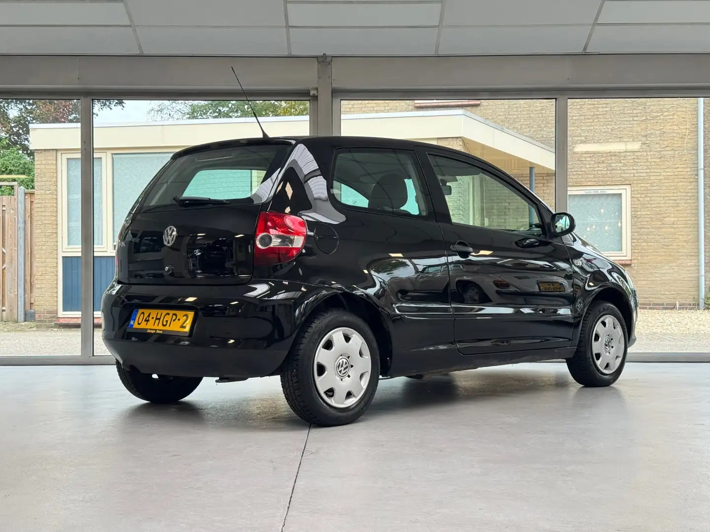 Volkswagen Fox 1.2 Trendline Zwart - 2