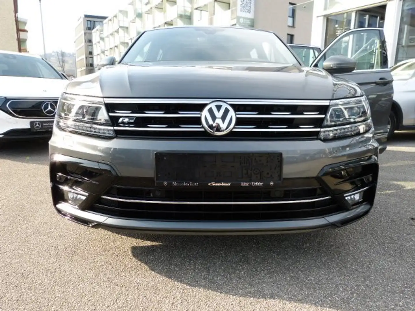 Volkswagen Tiguan Comfortline BMT/Start-Stopp Grau - 2
