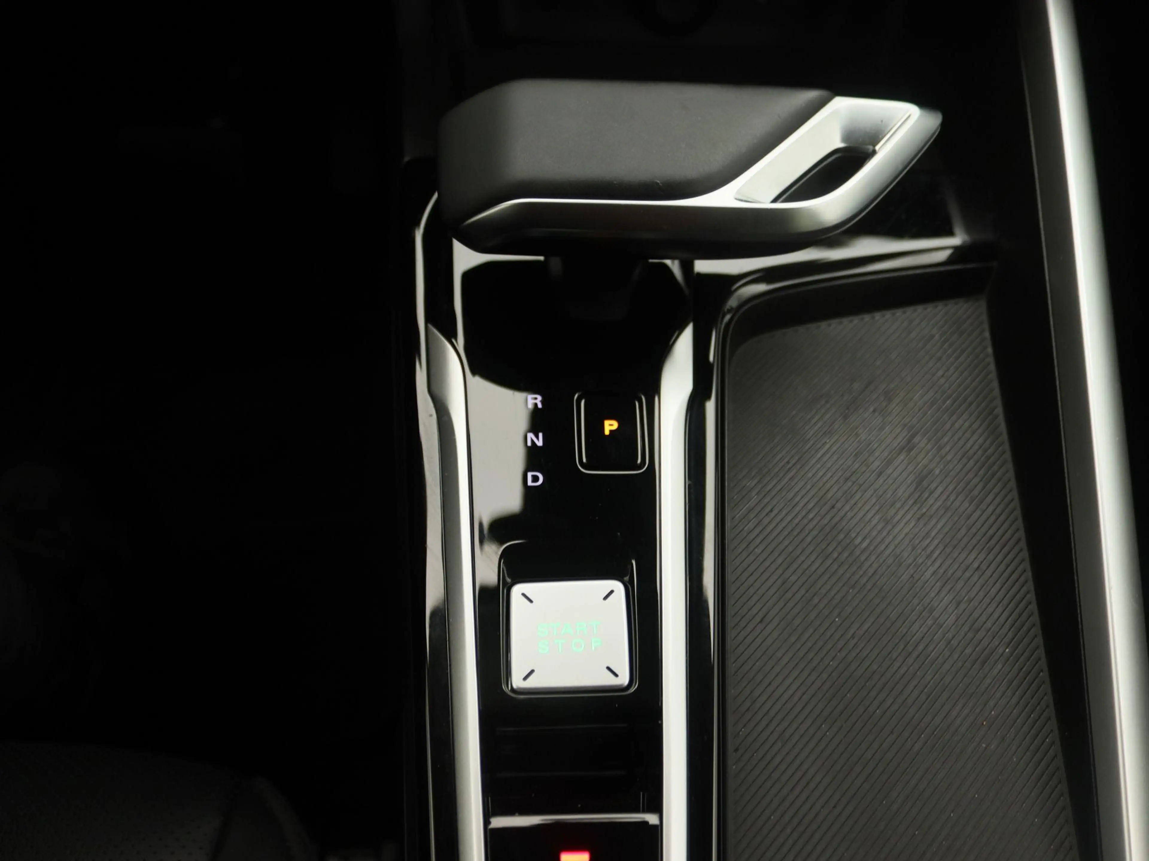 MG ZS 1.5 Hybrid+ Aut. Luxury — photo 10