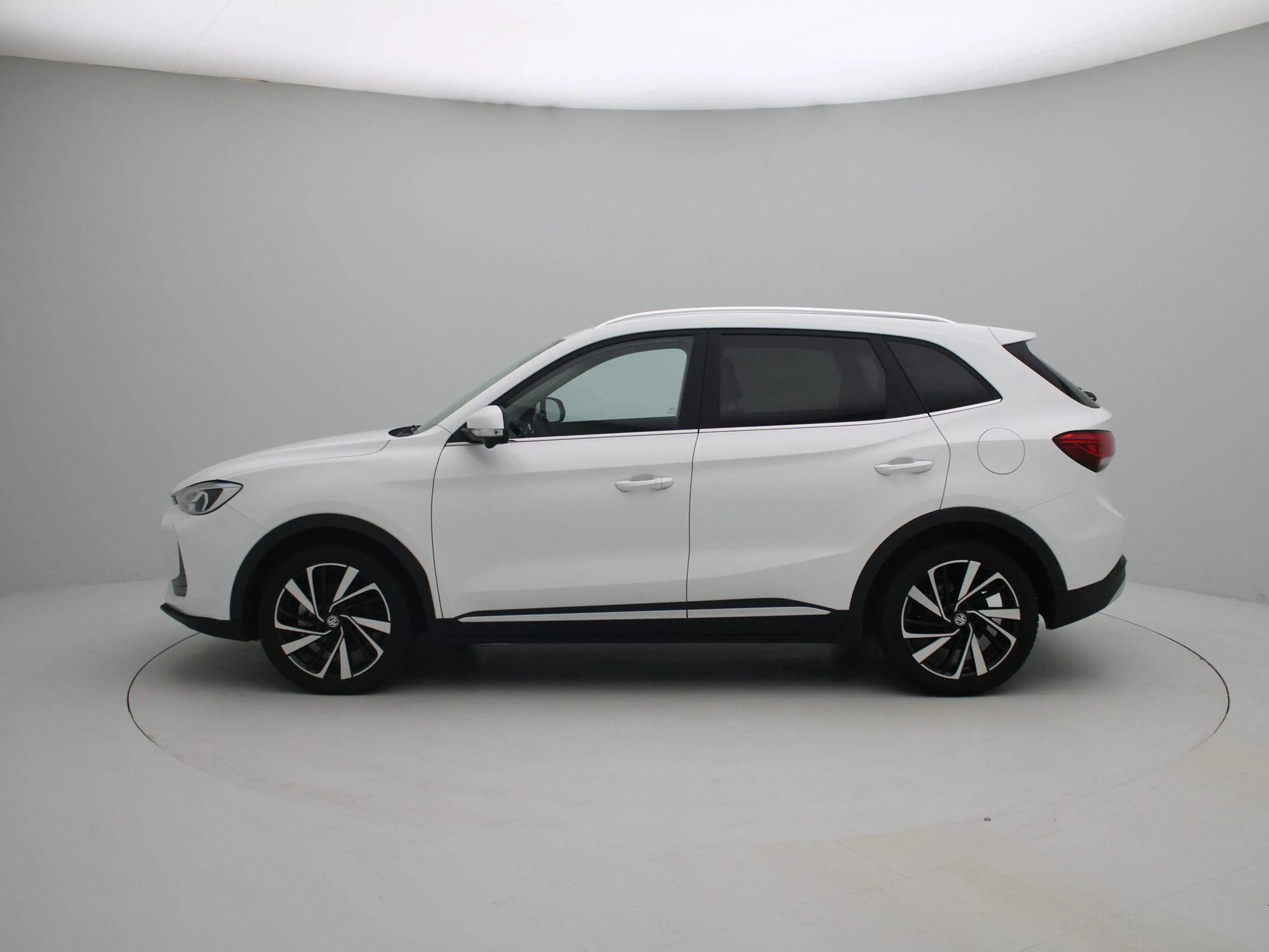 MG ZS 1.5 Hybrid+ Aut. Luxury — photo 4