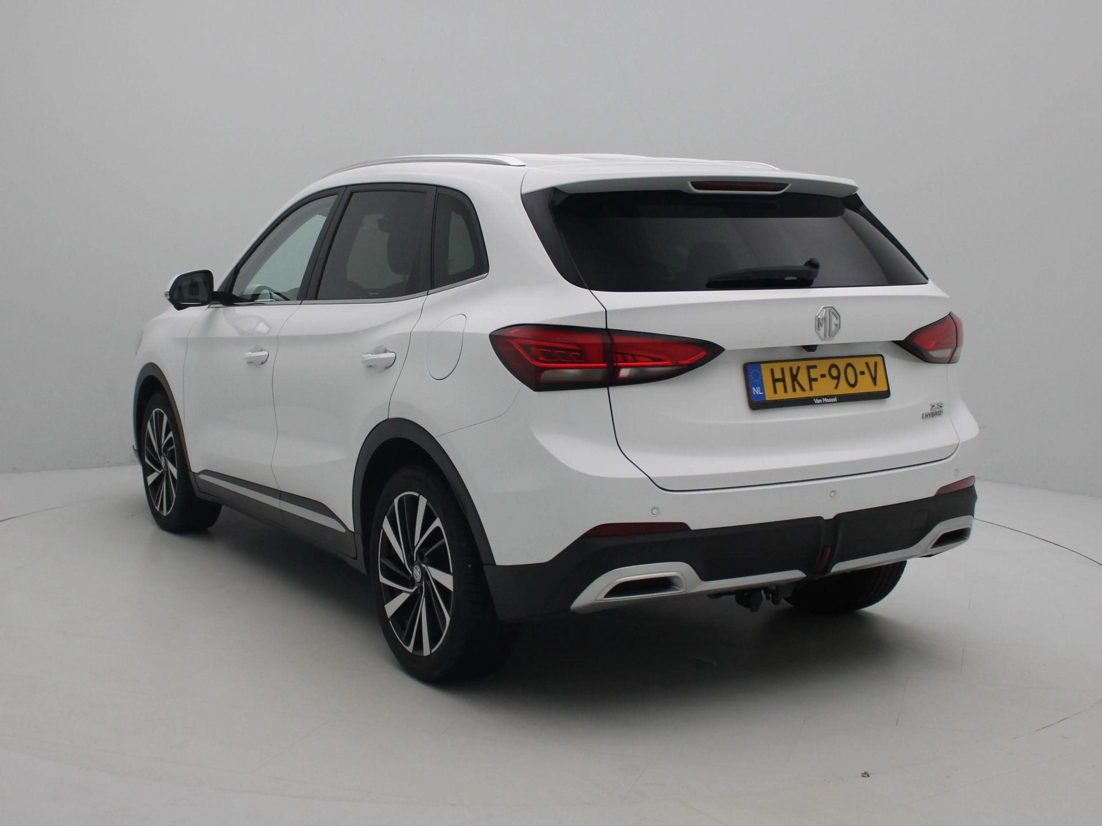 MG ZS 1.5 Hybrid+ Aut. Luxury — photo 2