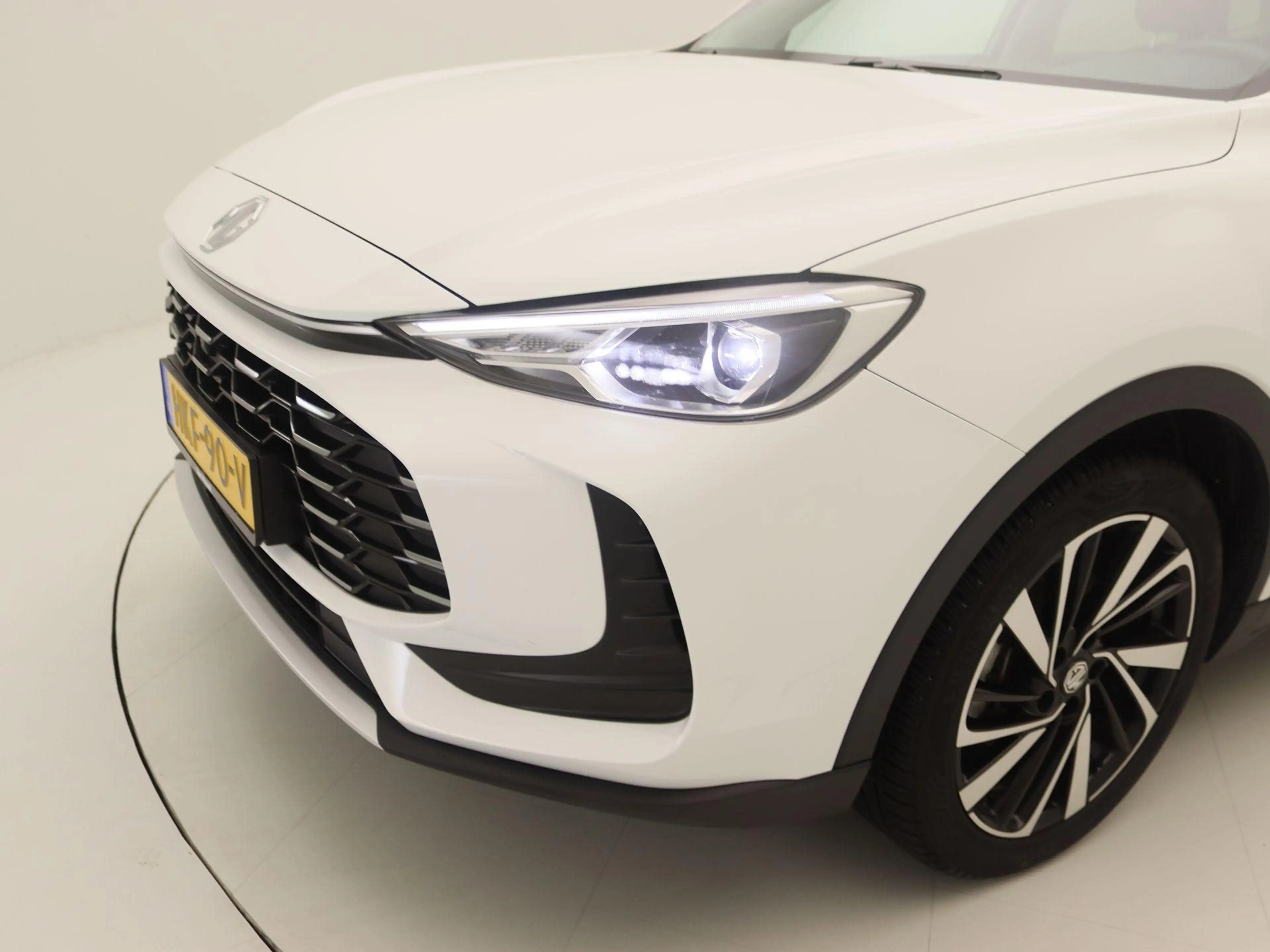 MG ZS 1.5 Hybrid+ Aut. Luxury — photo 15