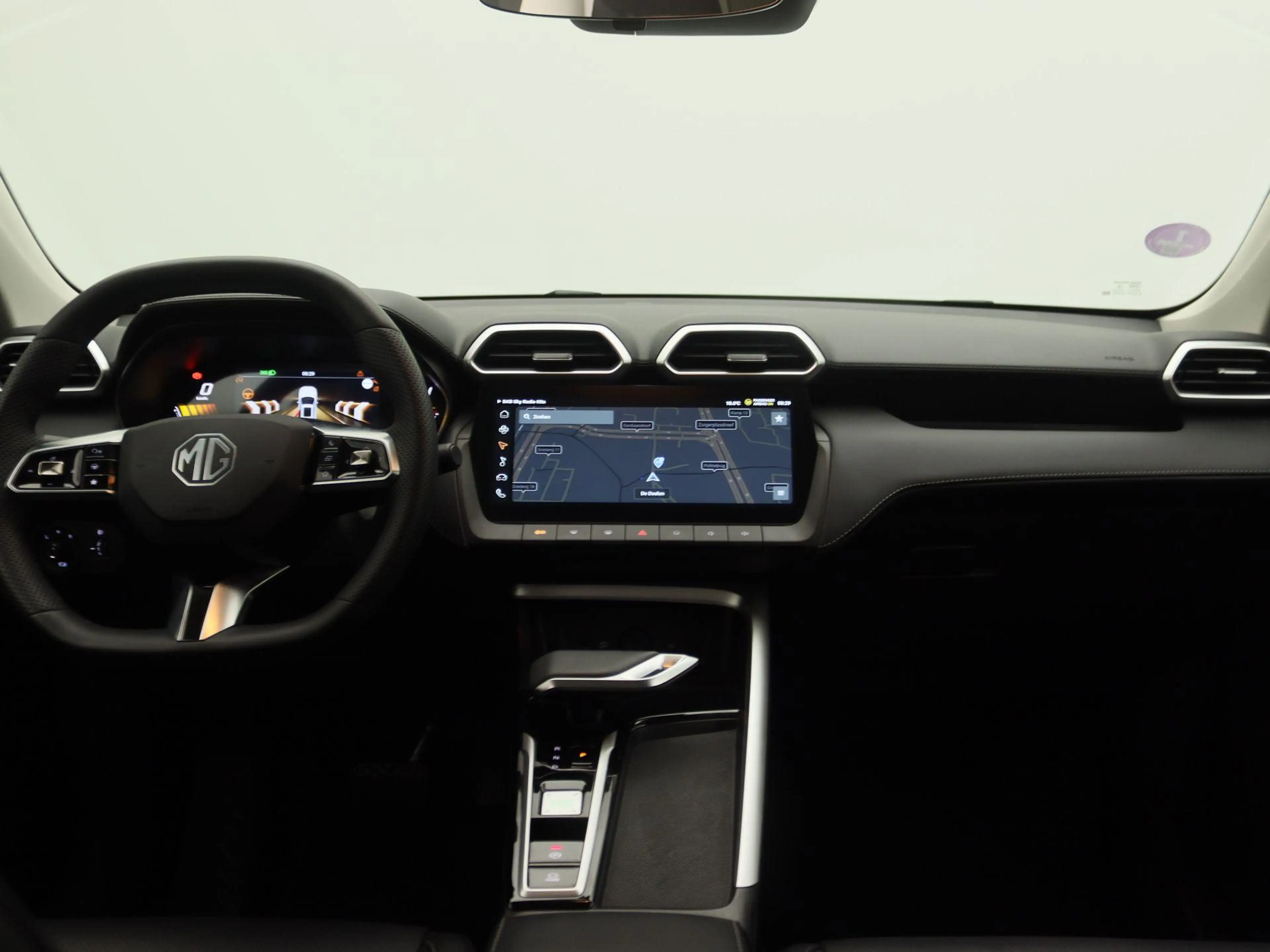 MG ZS 1.5 Hybrid+ Aut. Luxury — photo 7
