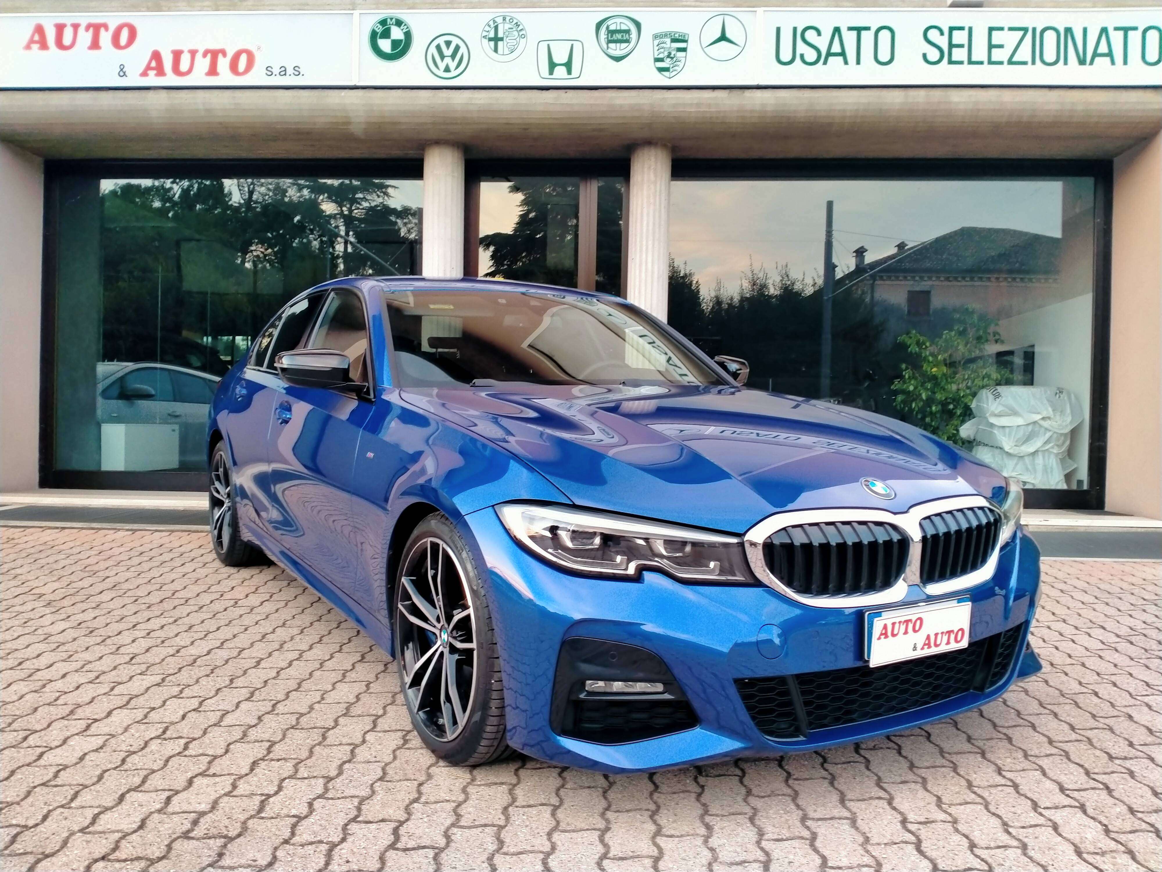 2022 BMW 320