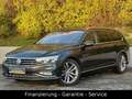 Volkswagen Passat Variant Passat 2.0 TDI Elegance 4M/239PS/MATRIX/KAMERA Grijs - thumbnail 1