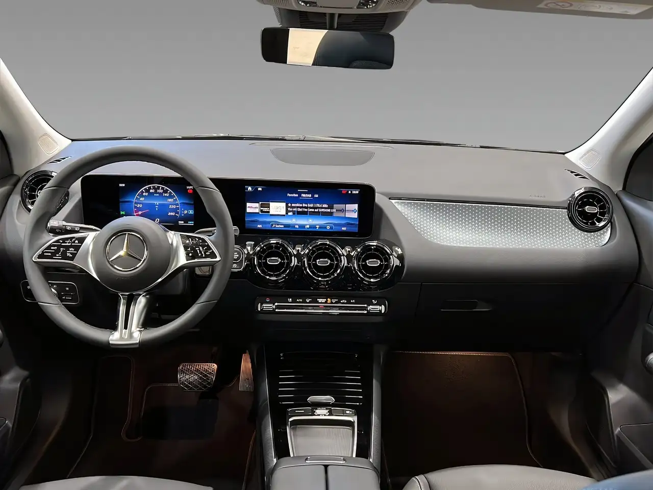 Mercedes-Benz GLA 200 LED+MBUX+PARKTRONIC+Kamera+DAB+AHK 10