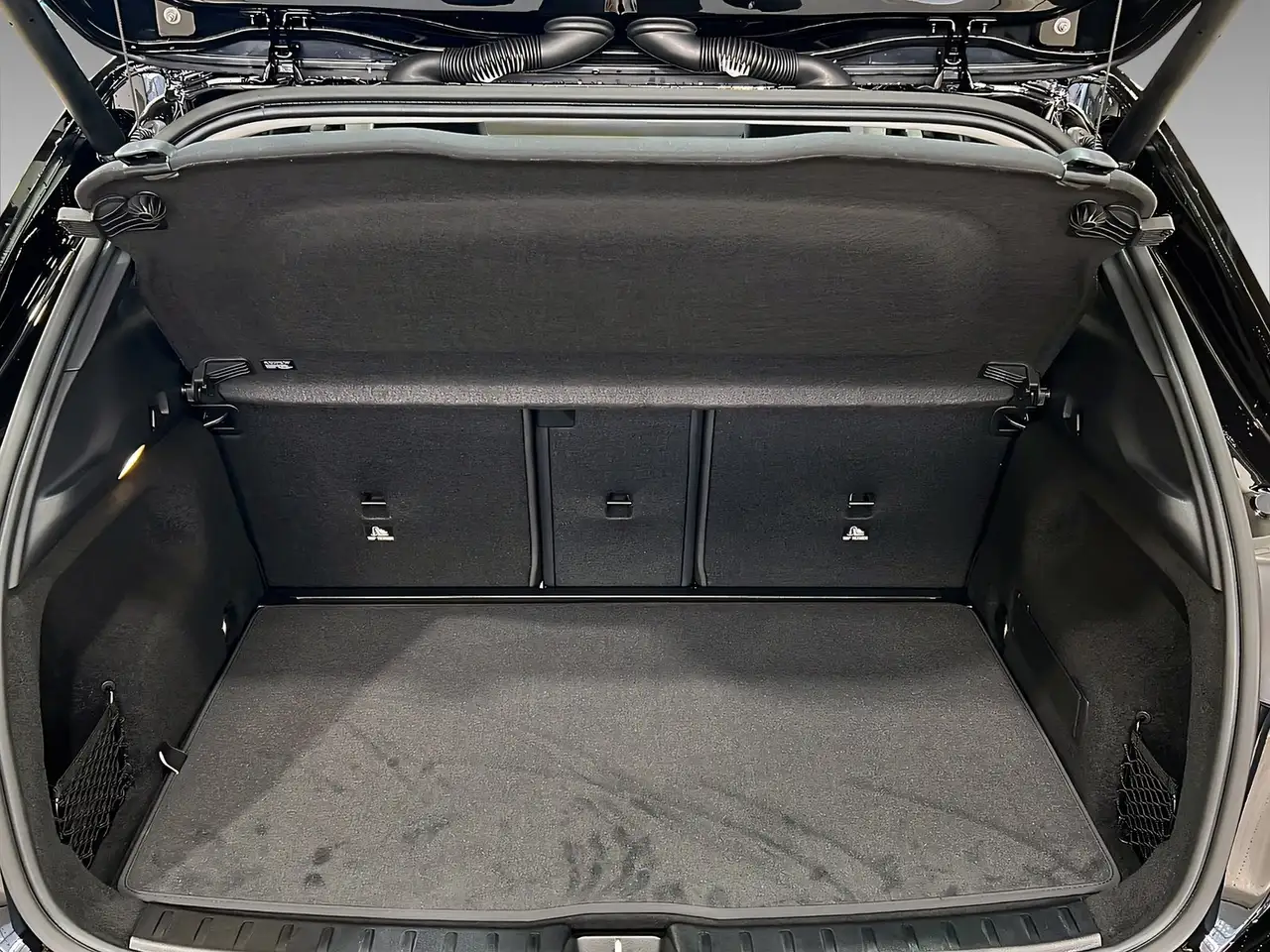 Mercedes-Benz GLA 200 LED+MBUX+PARKTRONIC+Kamera+DAB+AHK 6