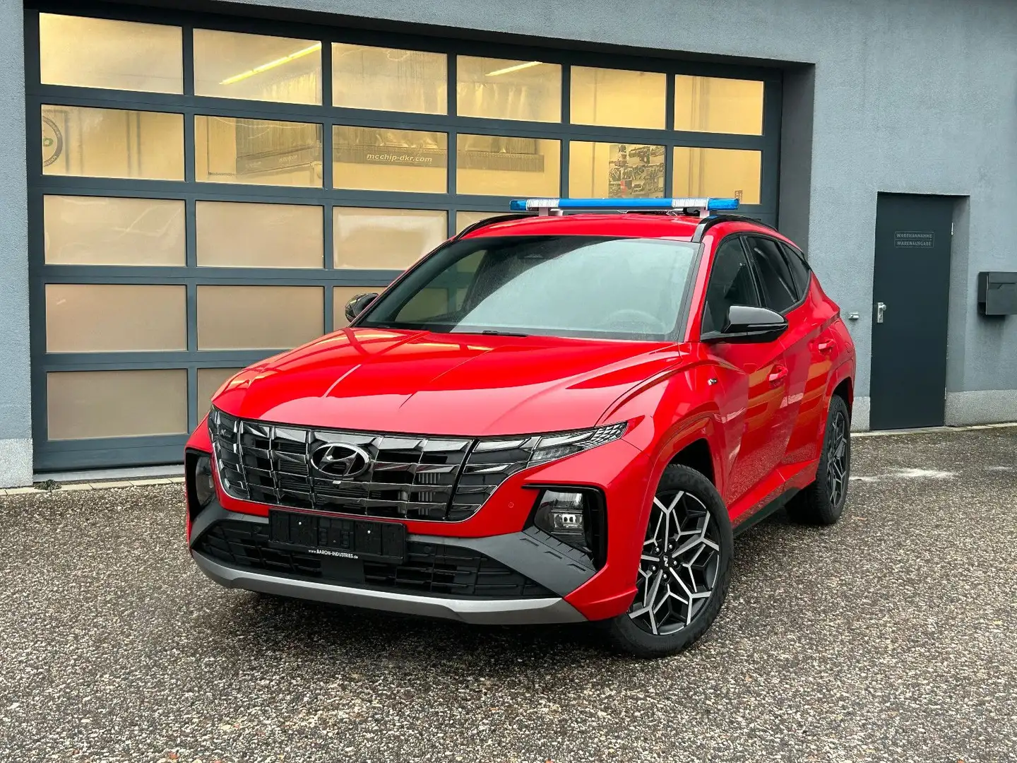 Hyundai TUCSON 1.6 T-GDI 48V N Line DCT *Feuerwehr,KdoW* Rot - 2