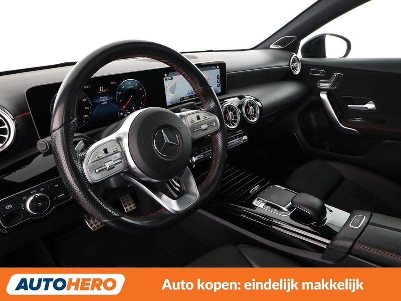 Mercedes-Benz A 200 A 200 AMG Line — photo 11