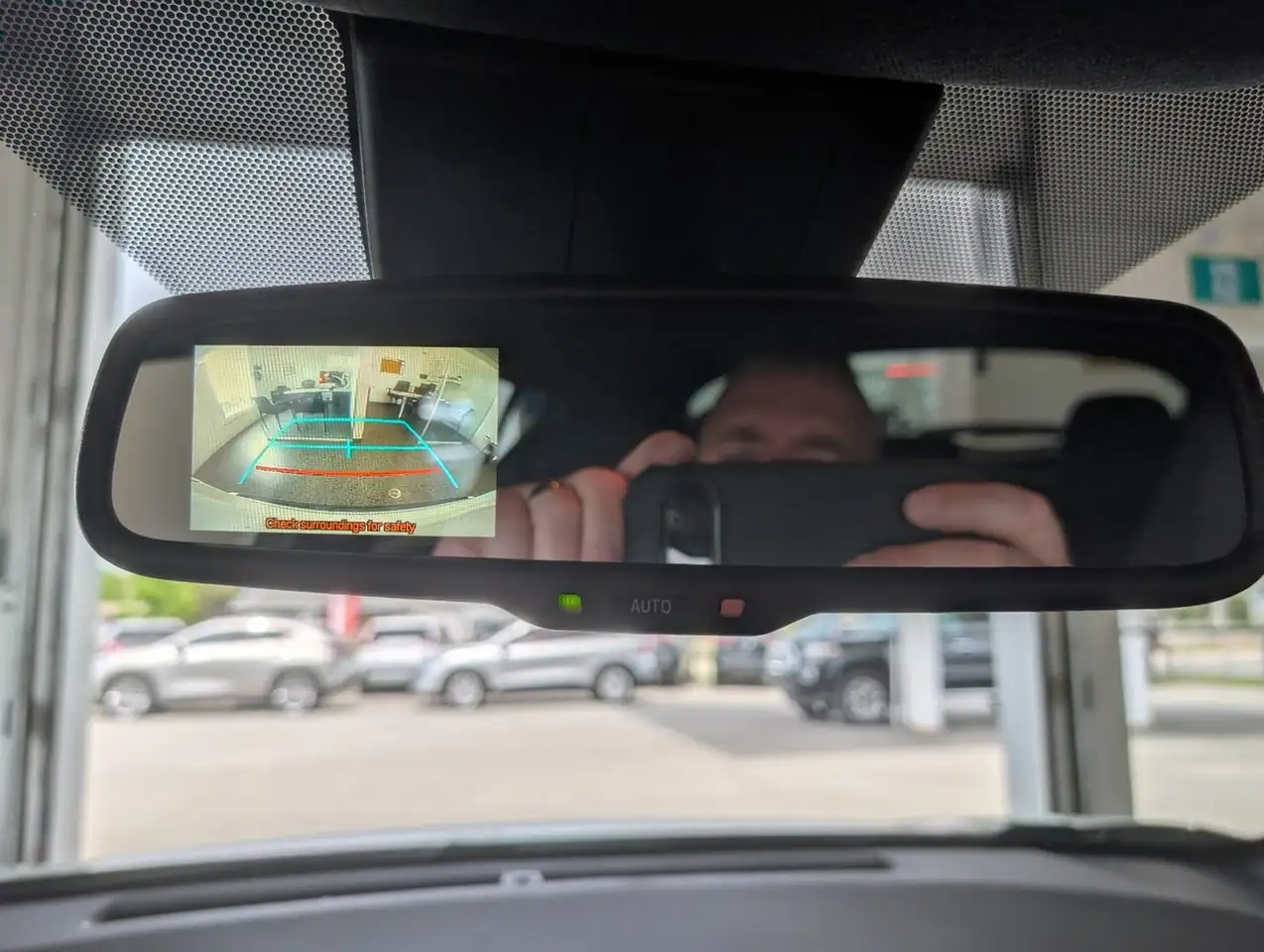 Toyota C-HR снимка Toyota C-HR