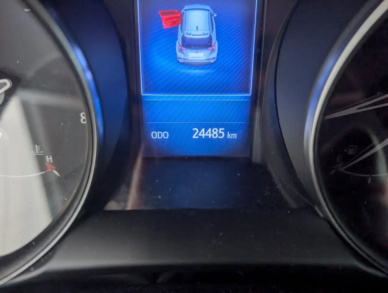 Toyota C-HR снимка Toyota C-HR