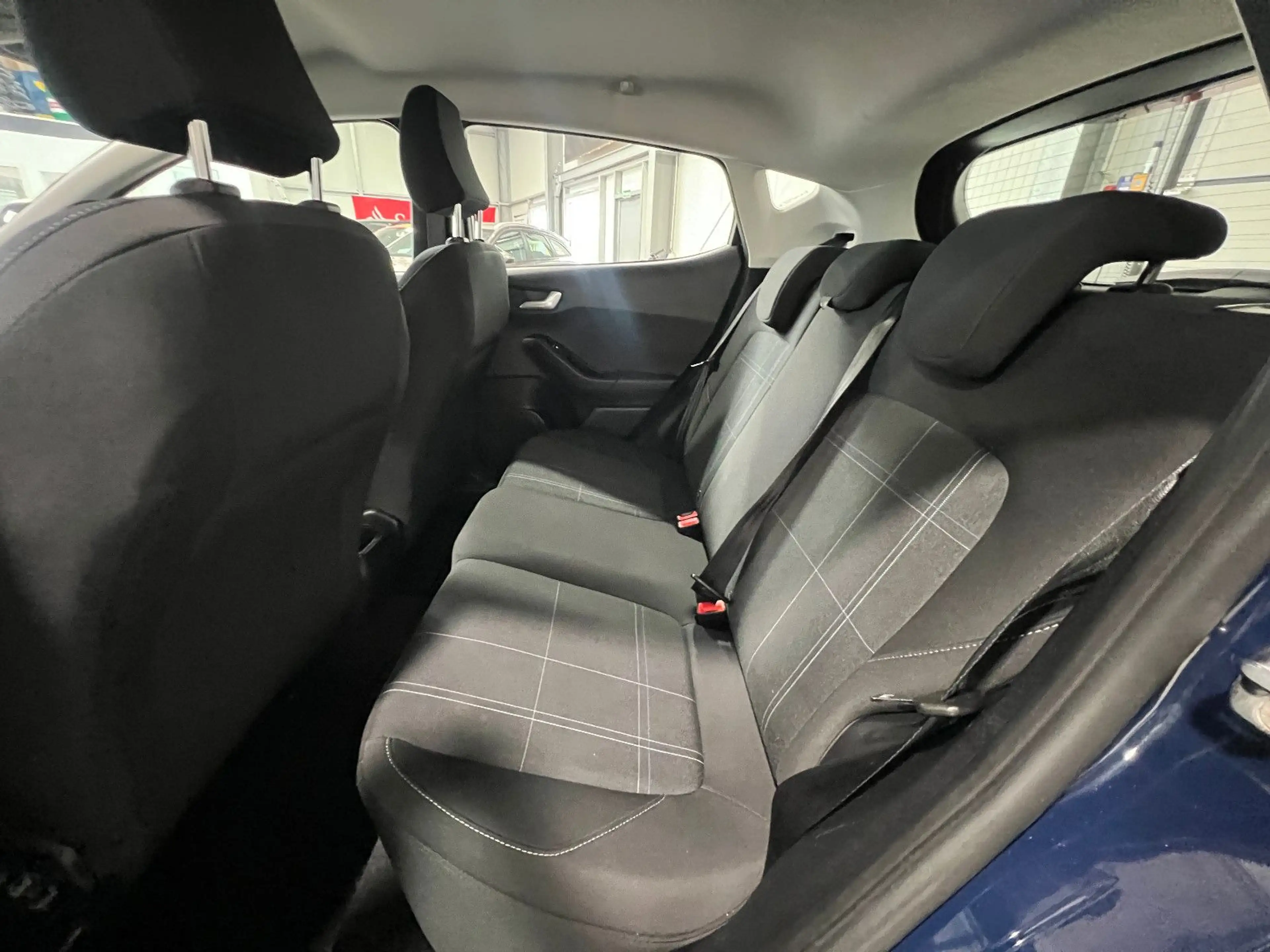 Ford Fiesta 1.5 TDCi **PDC*Klima*Tempomat*BT** — photo 15