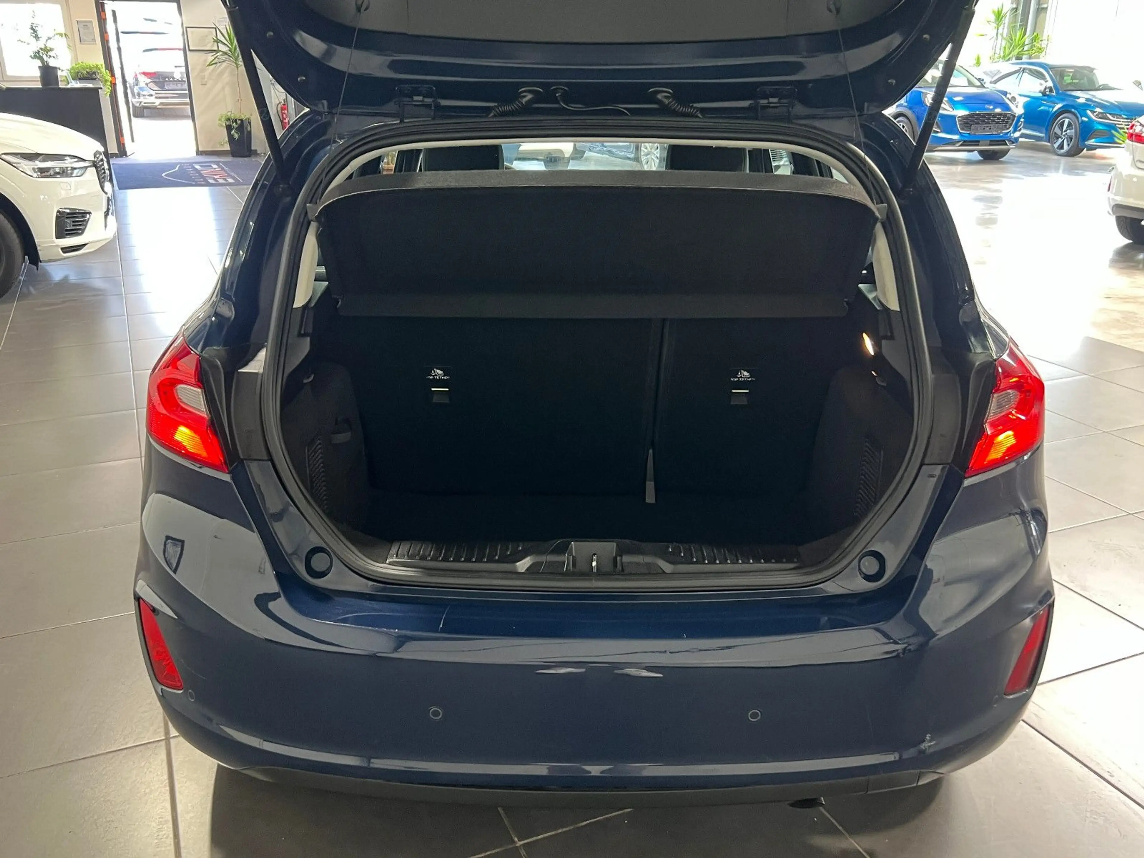 Ford Fiesta 1.5 TDCi **PDC*Klima*Tempomat*BT** — photo 5