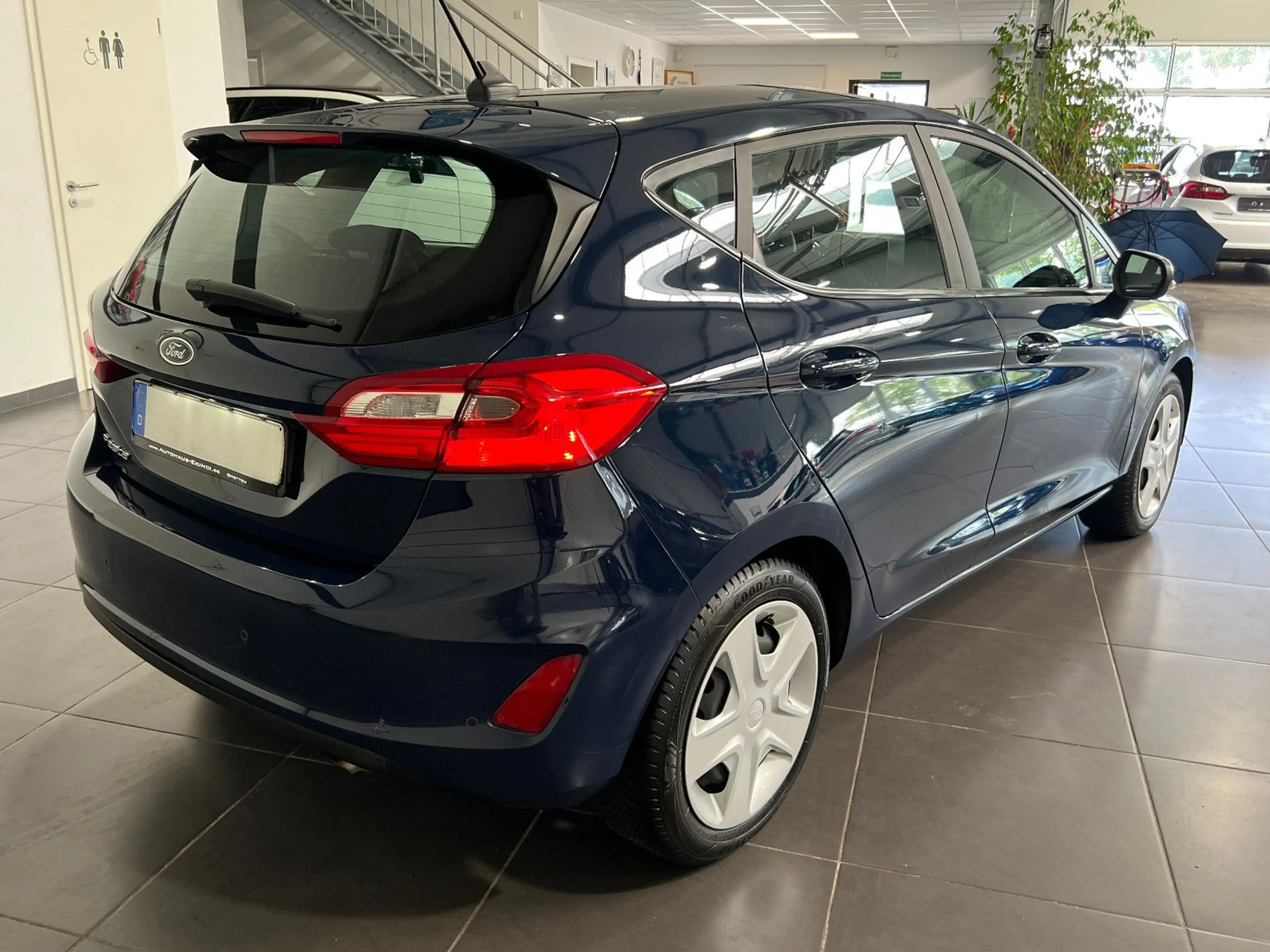 Ford Fiesta 1.5 TDCi **PDC*Klima*Tempomat*BT** — photo 6