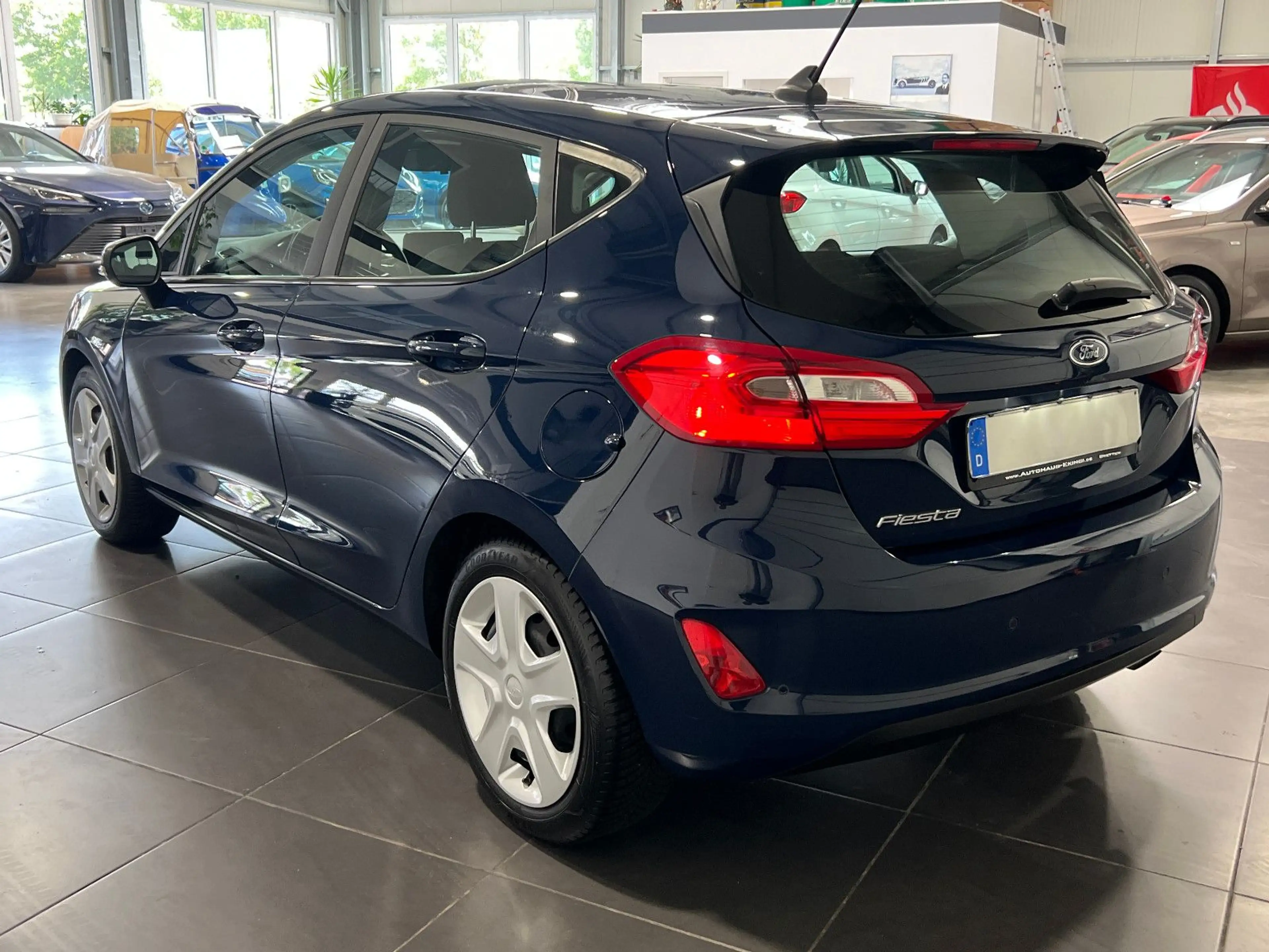 Ford Fiesta 1.5 TDCi **PDC*Klima*Tempomat*BT** — photo 3