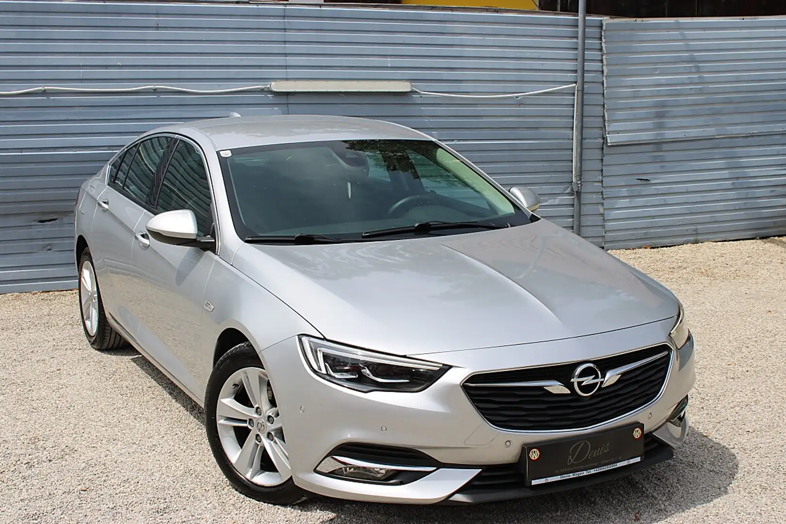 Opel Insignia Grand Sport 1,6 CDTI 1. Besitz Ecotec Innovatio... Silber - 1