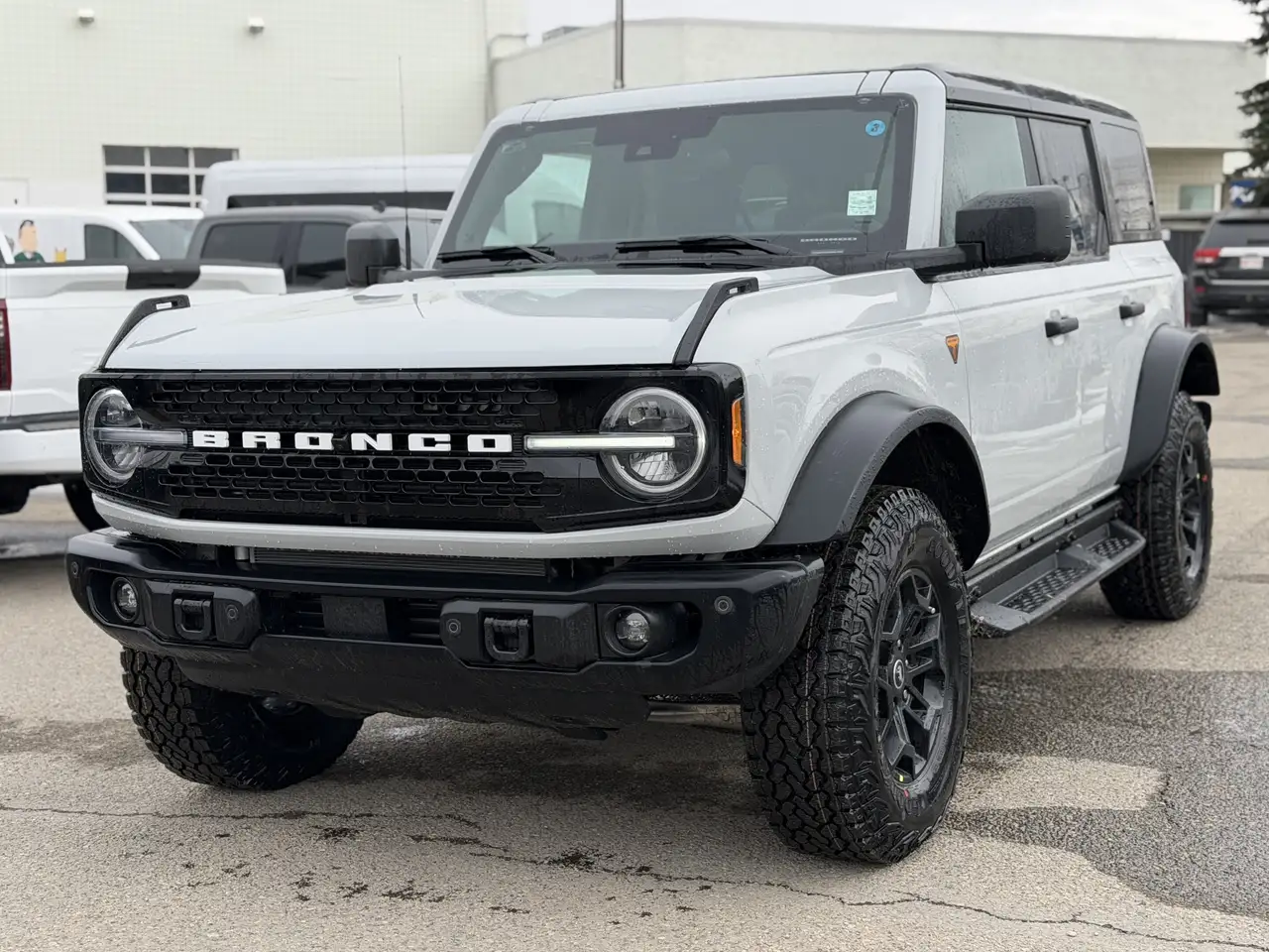 Ford Bronco снимка Ford Bronco