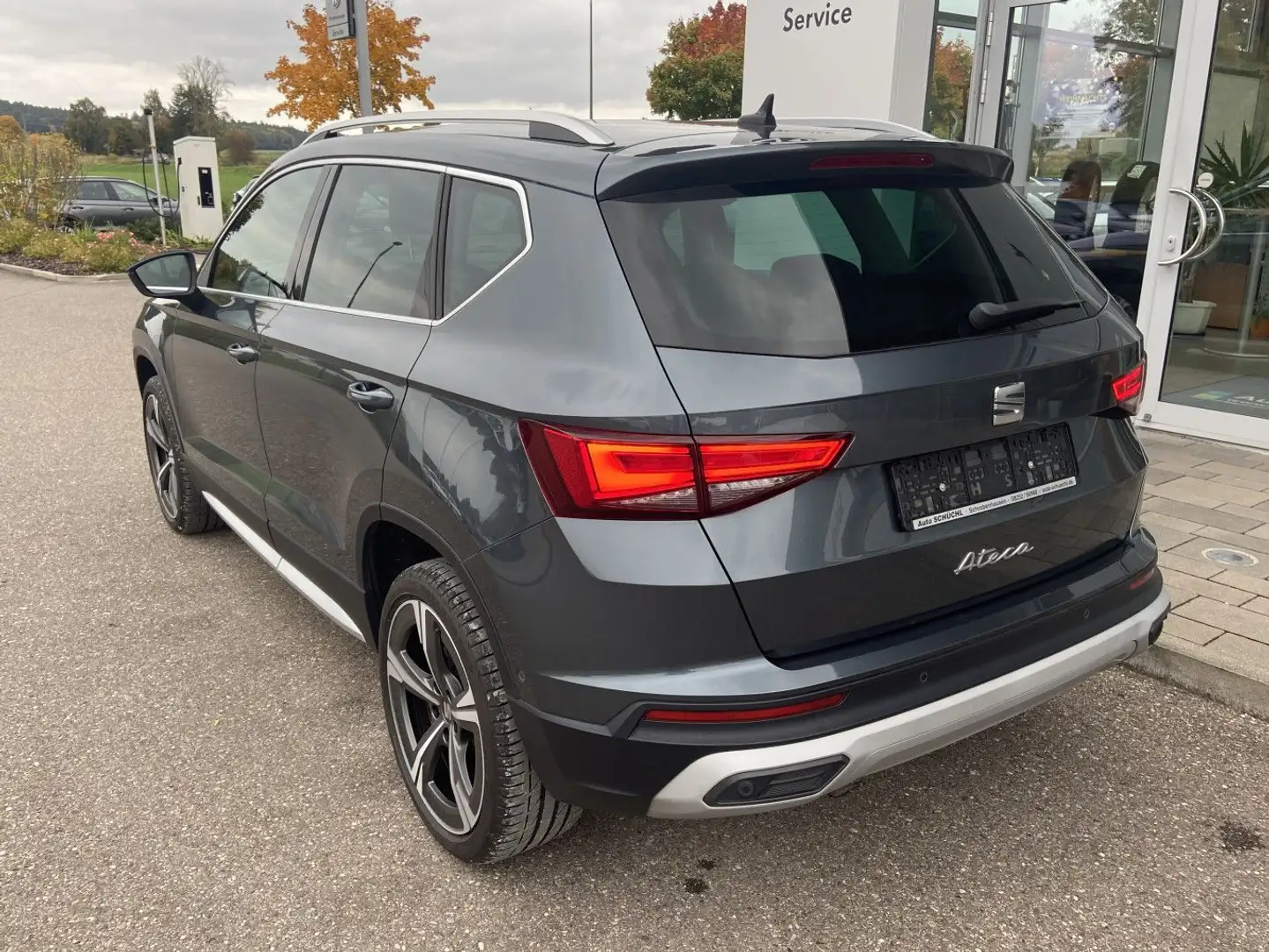 SEAT Ateca 1.5 TSI DSG XPERIENCE 19"+BEATS+NAVI-PRO+L Grau - 2