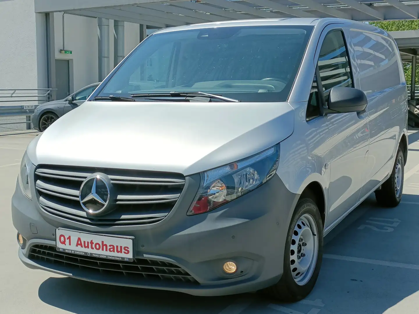 Mercedes-Benz Vito Kasten 114 KLIMA/SHZ/DAB/SPURASS/TOTW/RFK/TEMPOMAT Argent - 1