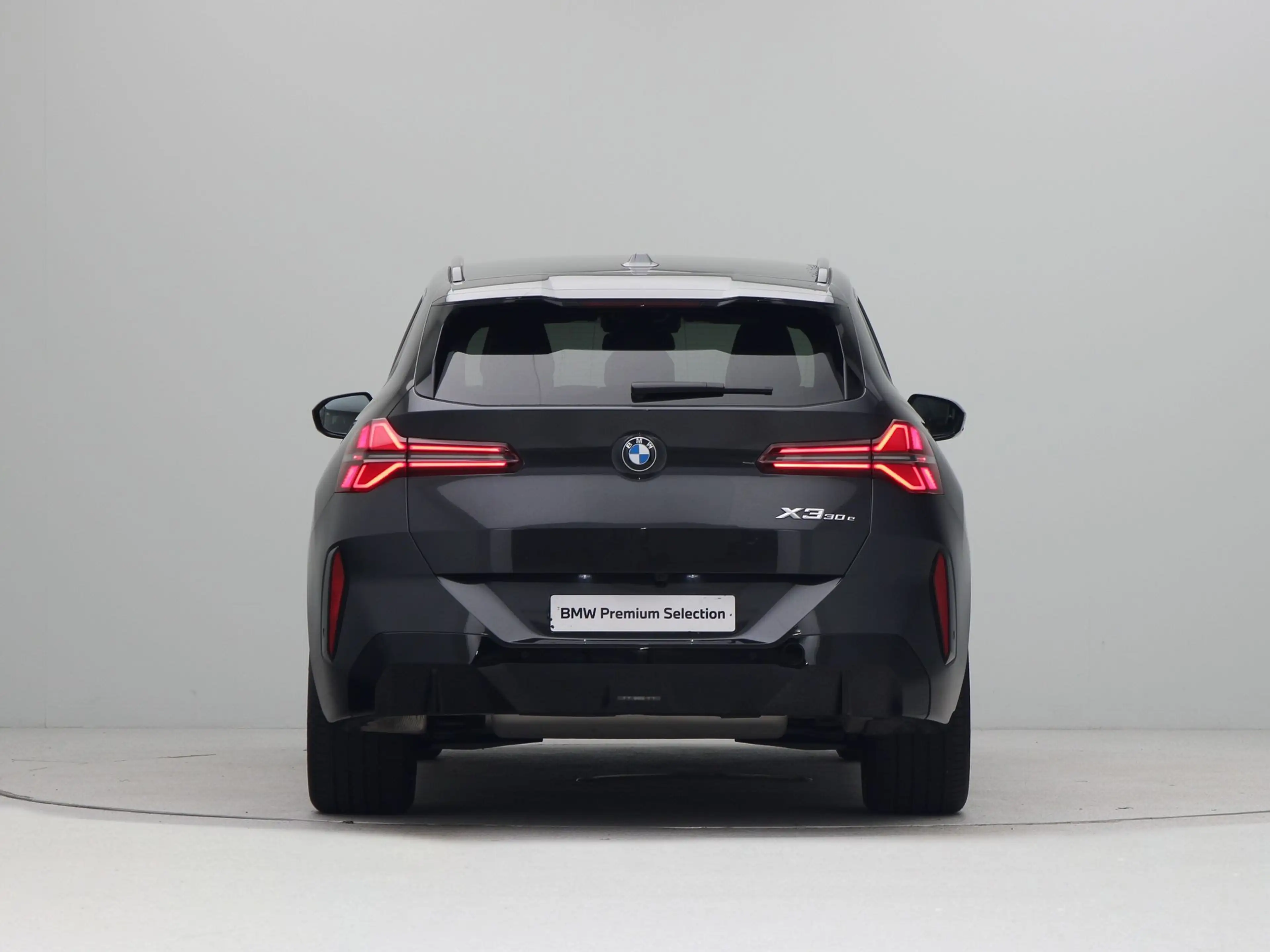 BMW X3 30e xDrive — photo 10
