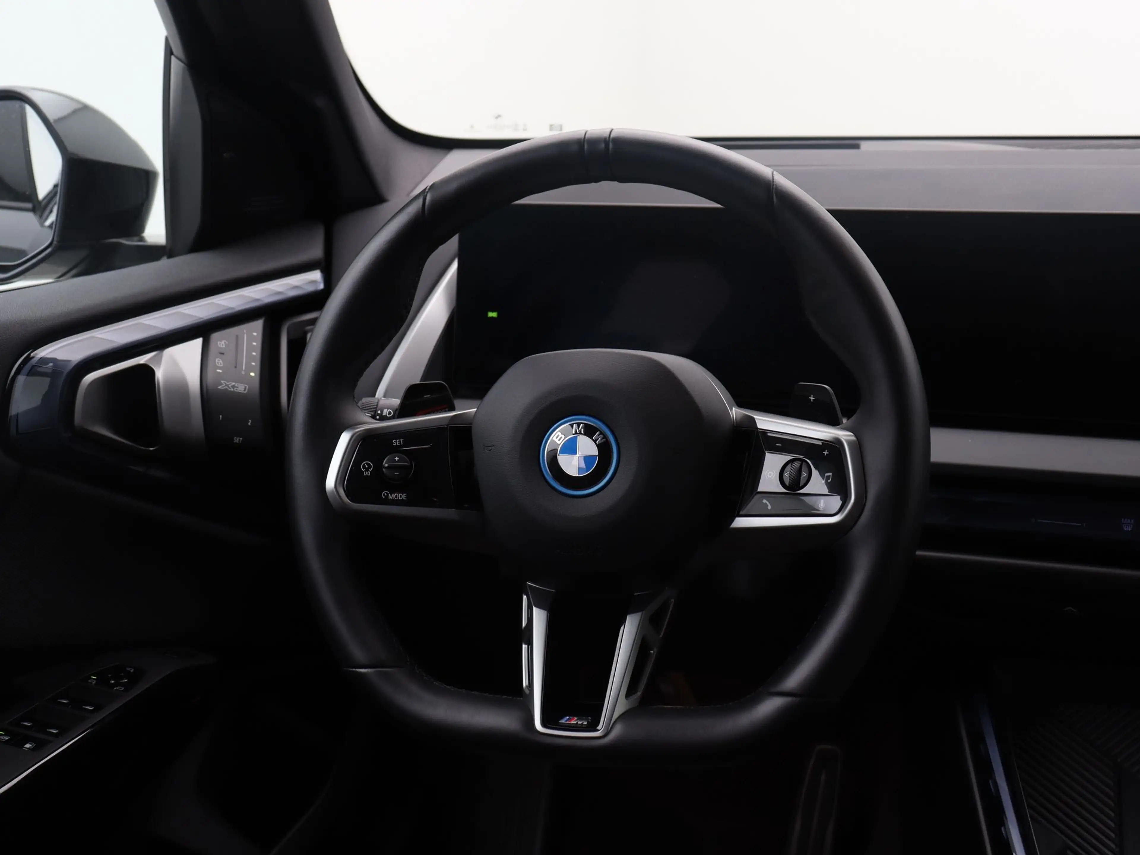 BMW X3 30e xDrive — photo 2