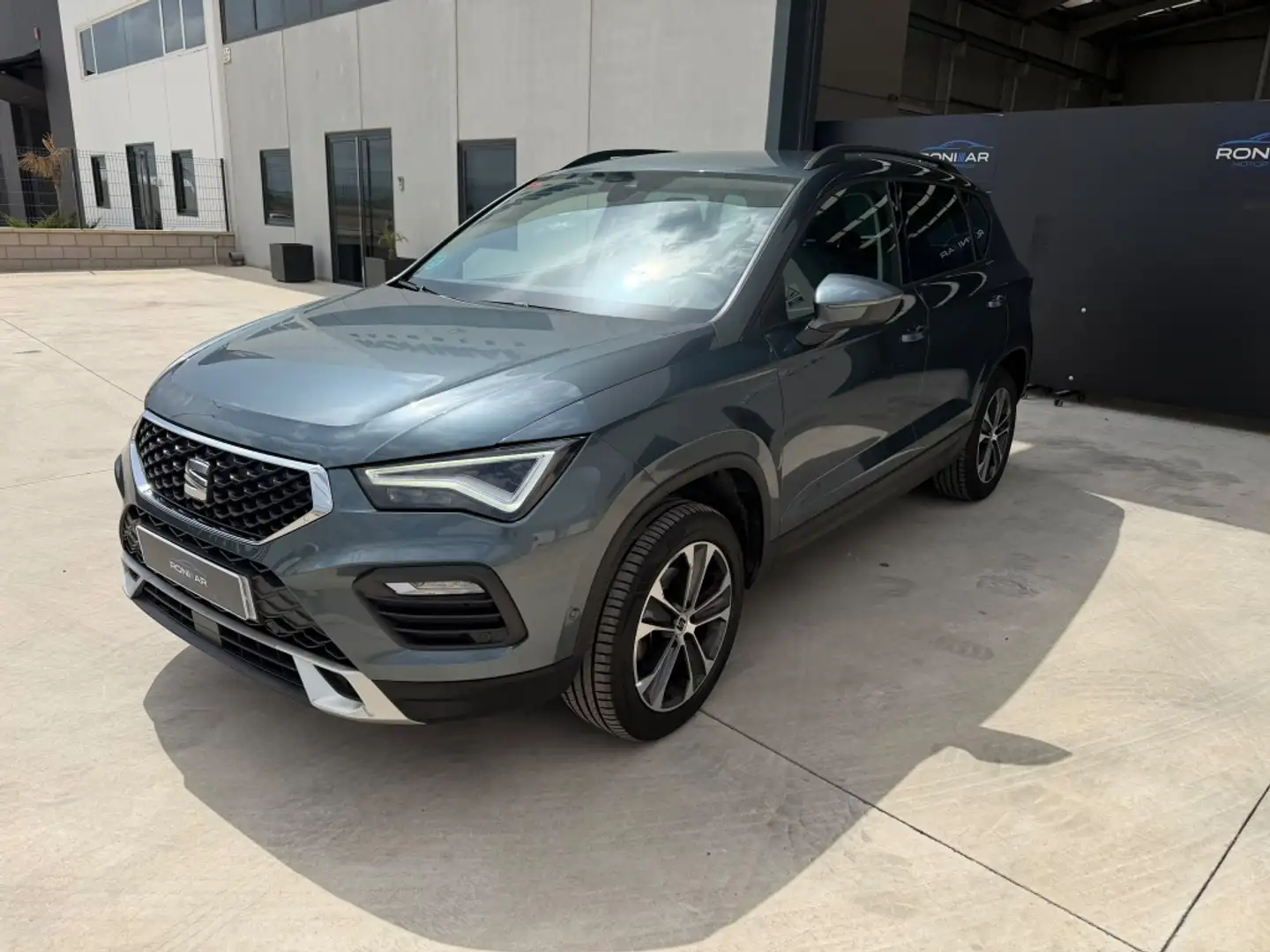 SEAT Ateca 1.5 EcoTSI S&S Style Go DSG Gris - 2