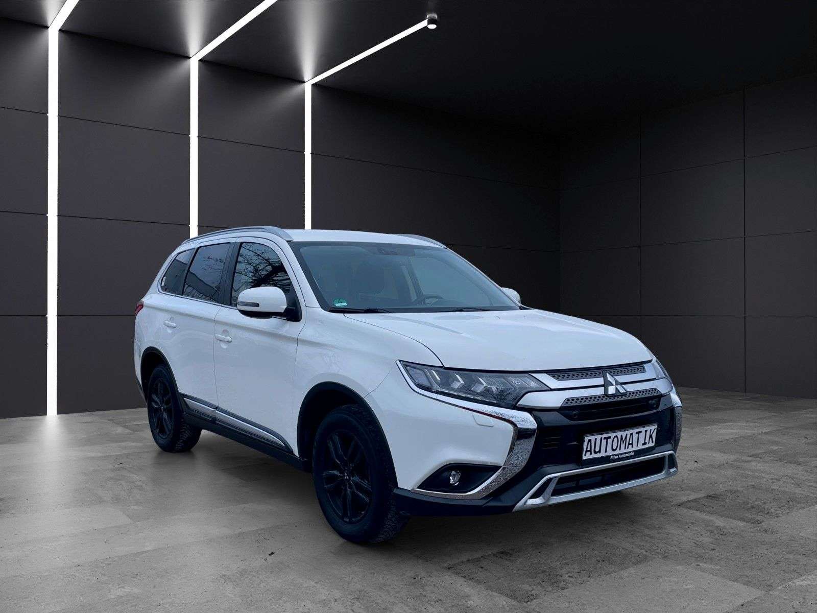 Ojazdené Mitsubishi Outlander 2.0