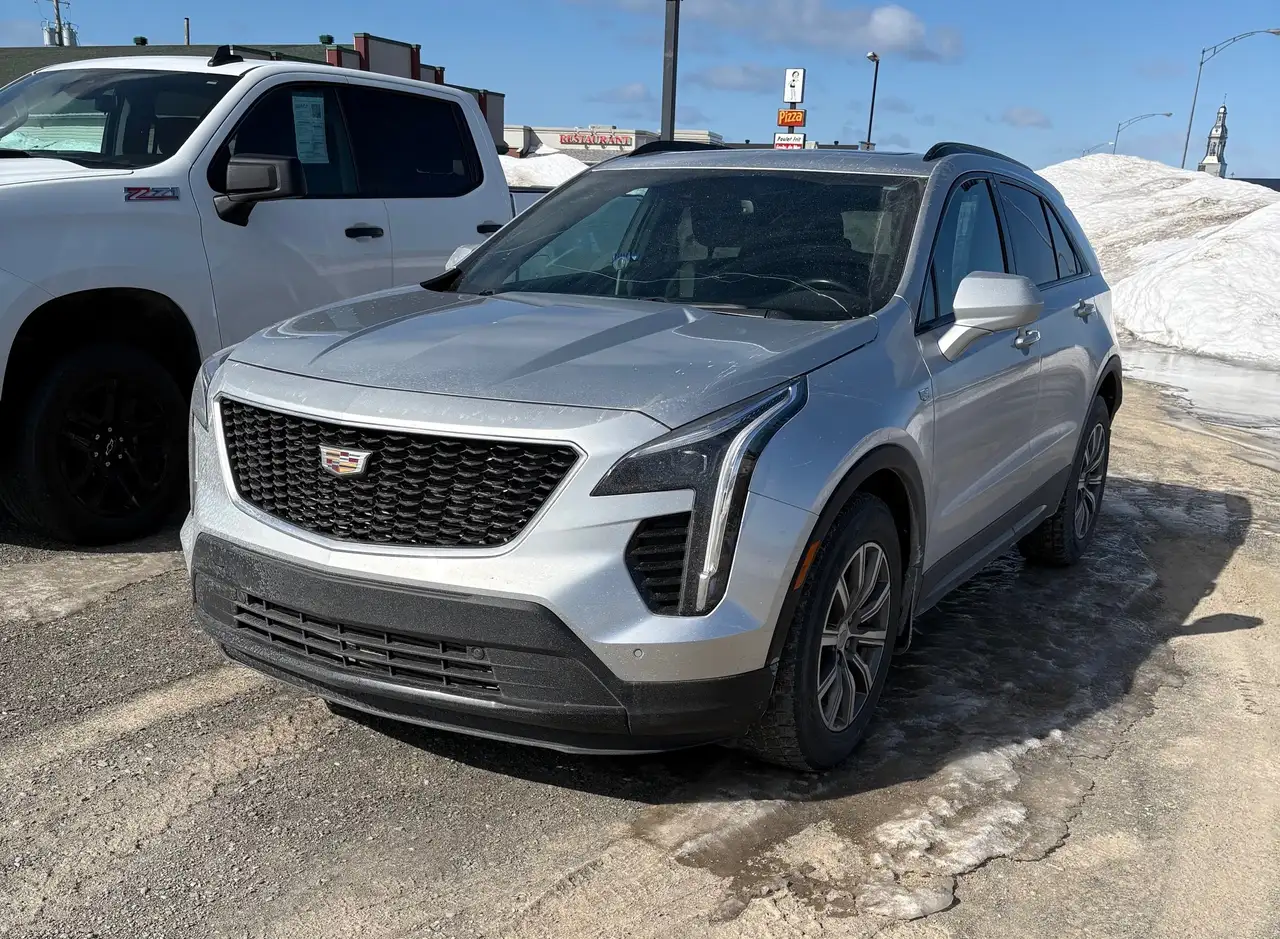 Cadillac XT4 снимка Cadillac XT4