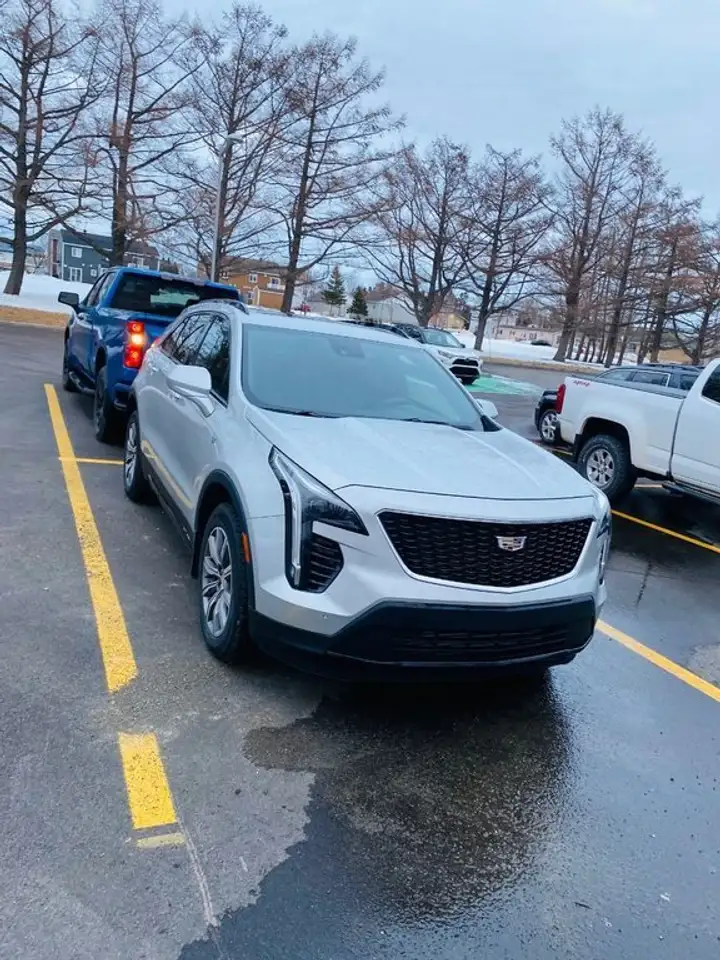 Cadillac XT4 снимка Cadillac XT4