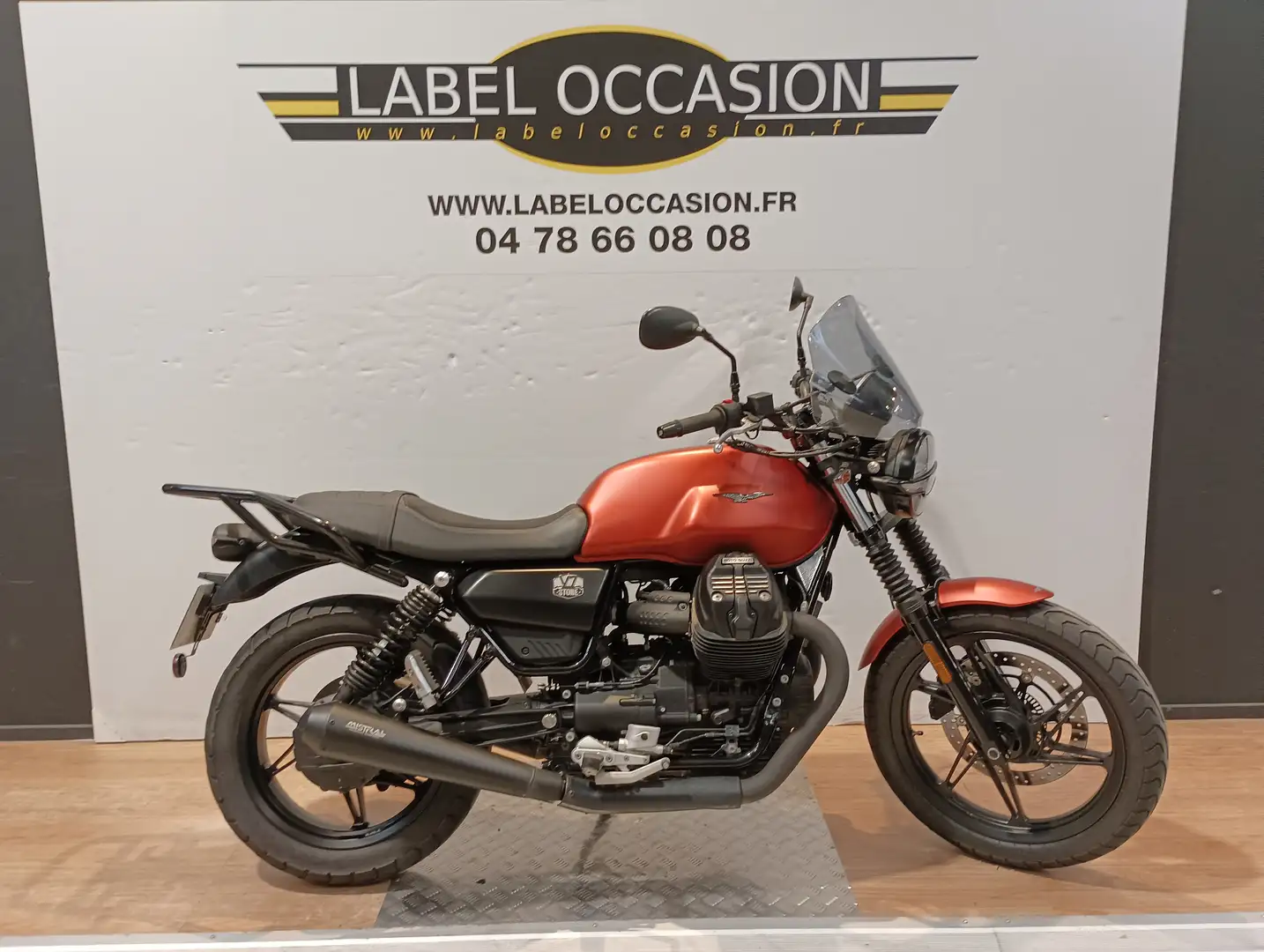 Moto Guzzi V 7 Portocaliu - 1