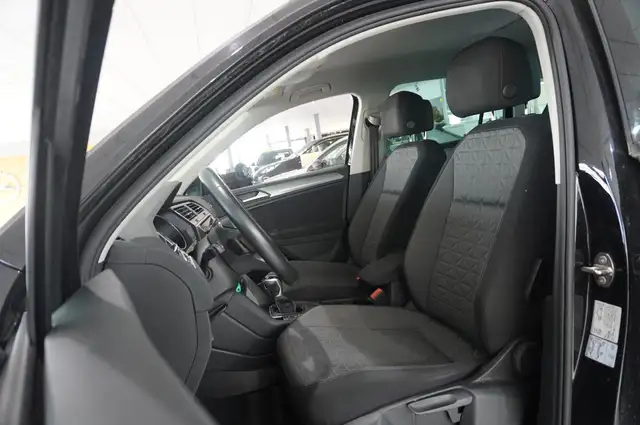 Volkswagen Tiguan view 10