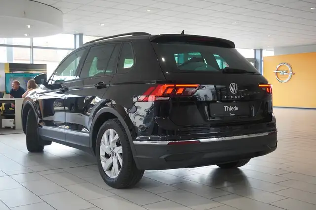 Volkswagen Tiguan view 7