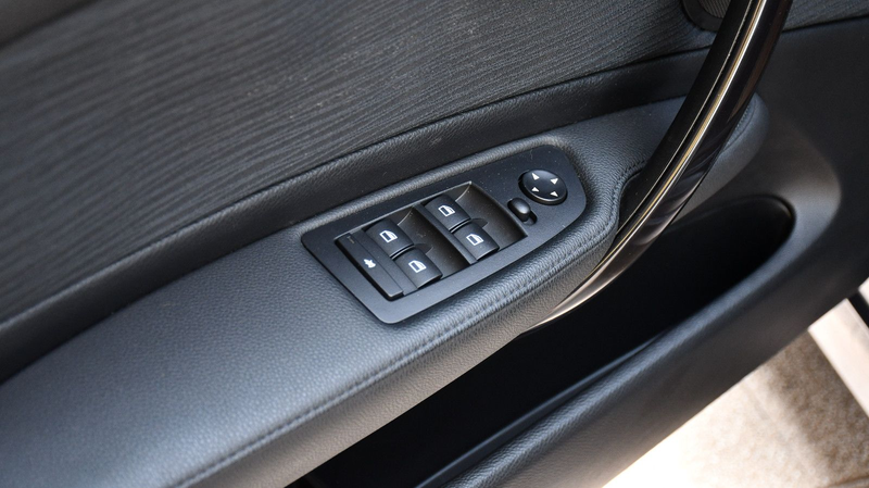 BMW 118 i 5-Türer 6 Gang Klima PDC nur 87Tkm — photo 8