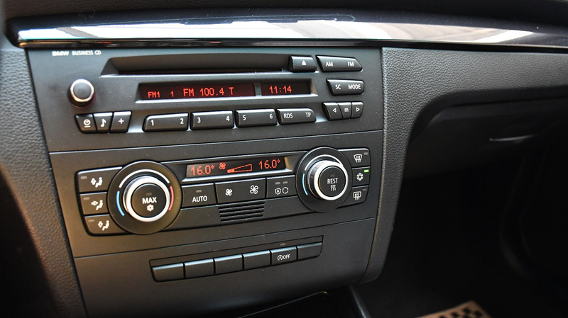BMW 118 i 5-Türer 6 Gang Klima PDC nur 87Tkm — photo 15