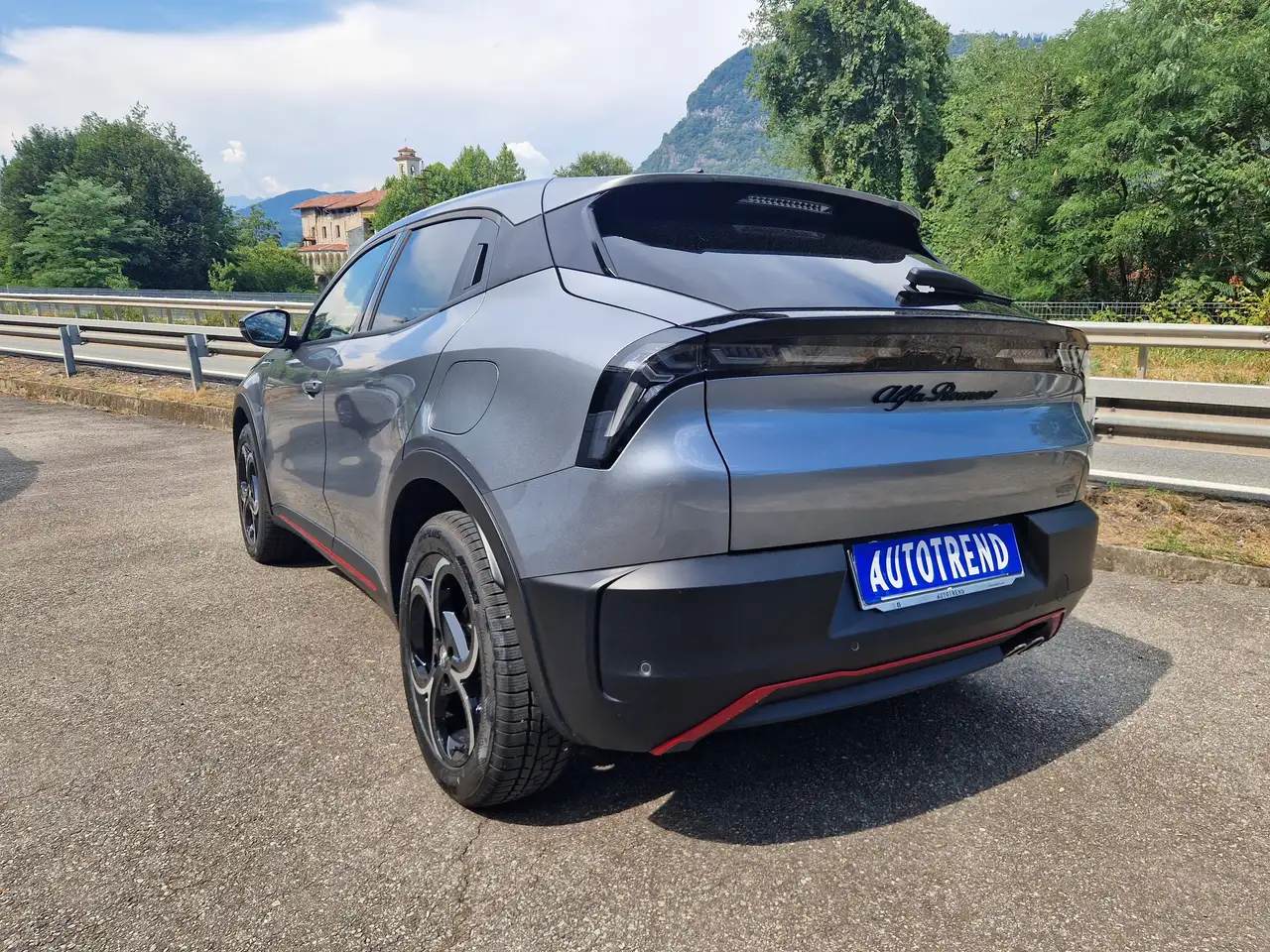 Alfa Romeo Junior 2025