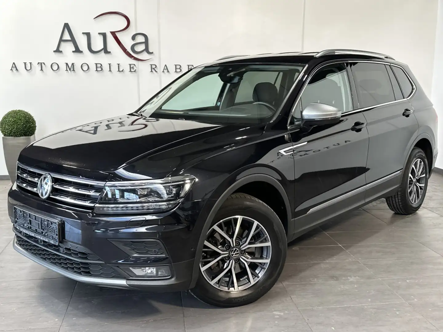 Volkswagen Tiguan Allspace 2.0 TDI DSG CL NAV+LED+ACC+KAM Negro - 2