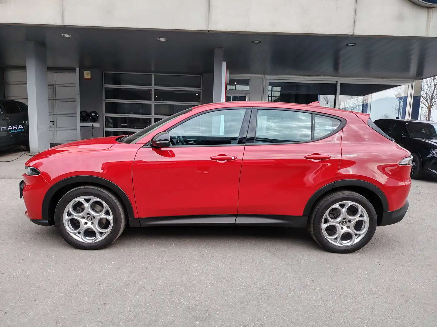 Alfa Romeo Tonale 1,6 Multijet Sprint DCT Rot - 2