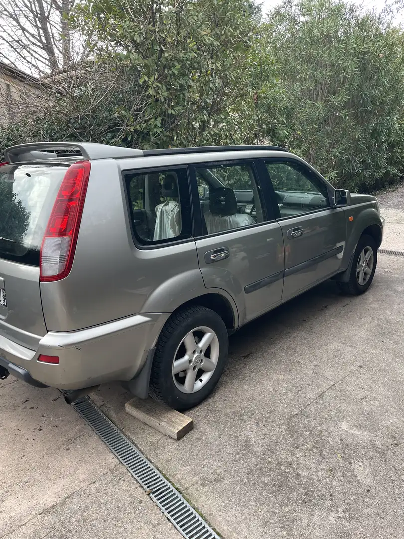 Nissan X-Trail X-Trail 2.0 Excess Beige - 2