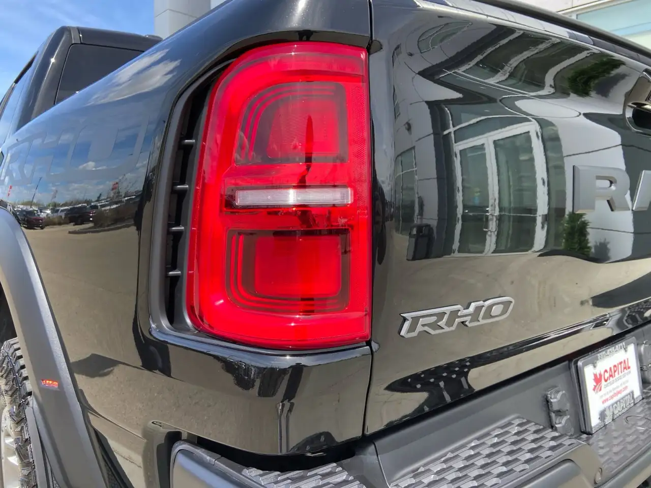 RAM 1500 снимка RAM 1500