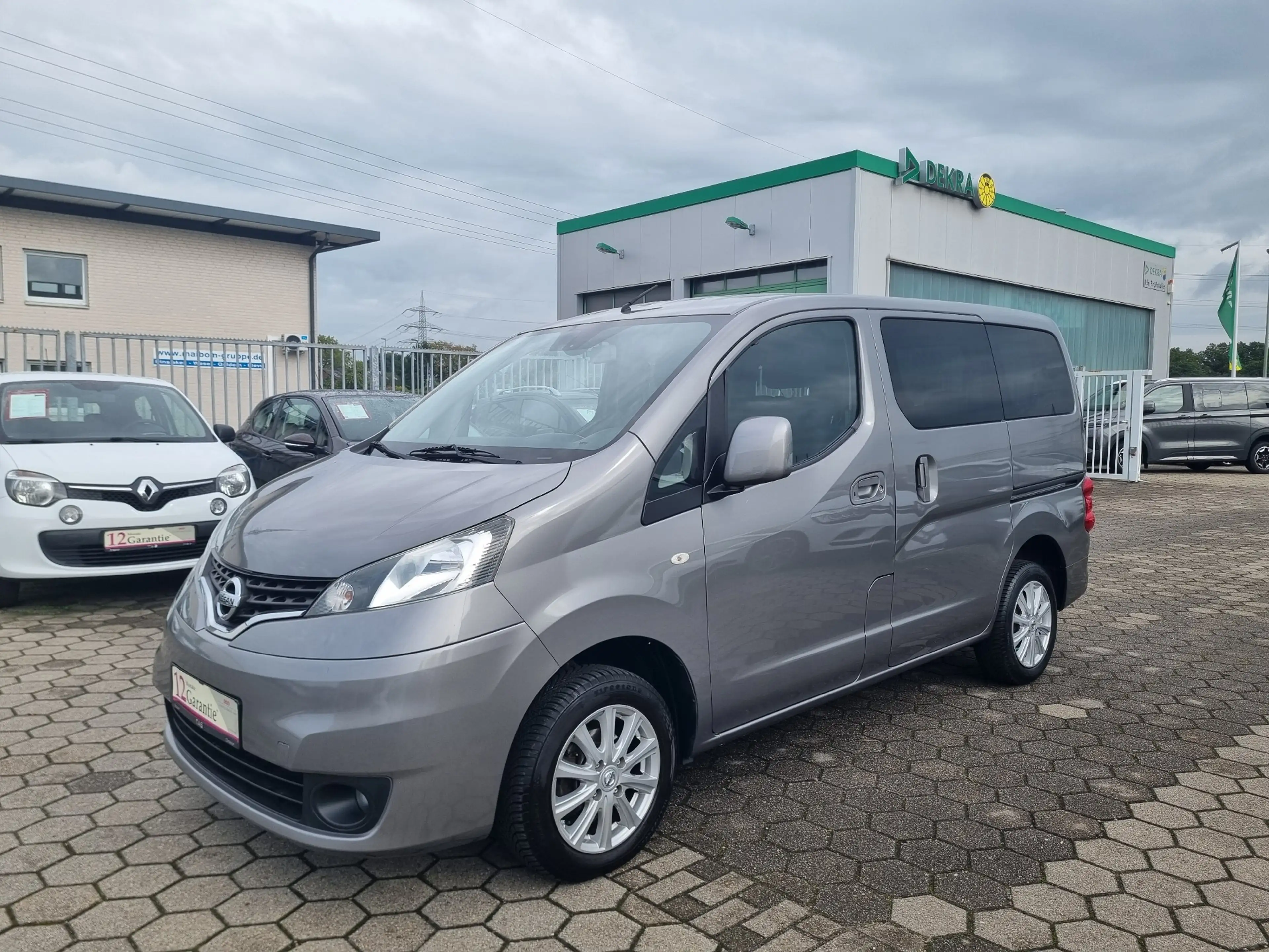 Nissan NV200 1.5 dCi Tekna Premium"7-Sitzer"Navi"Allwetter bere
