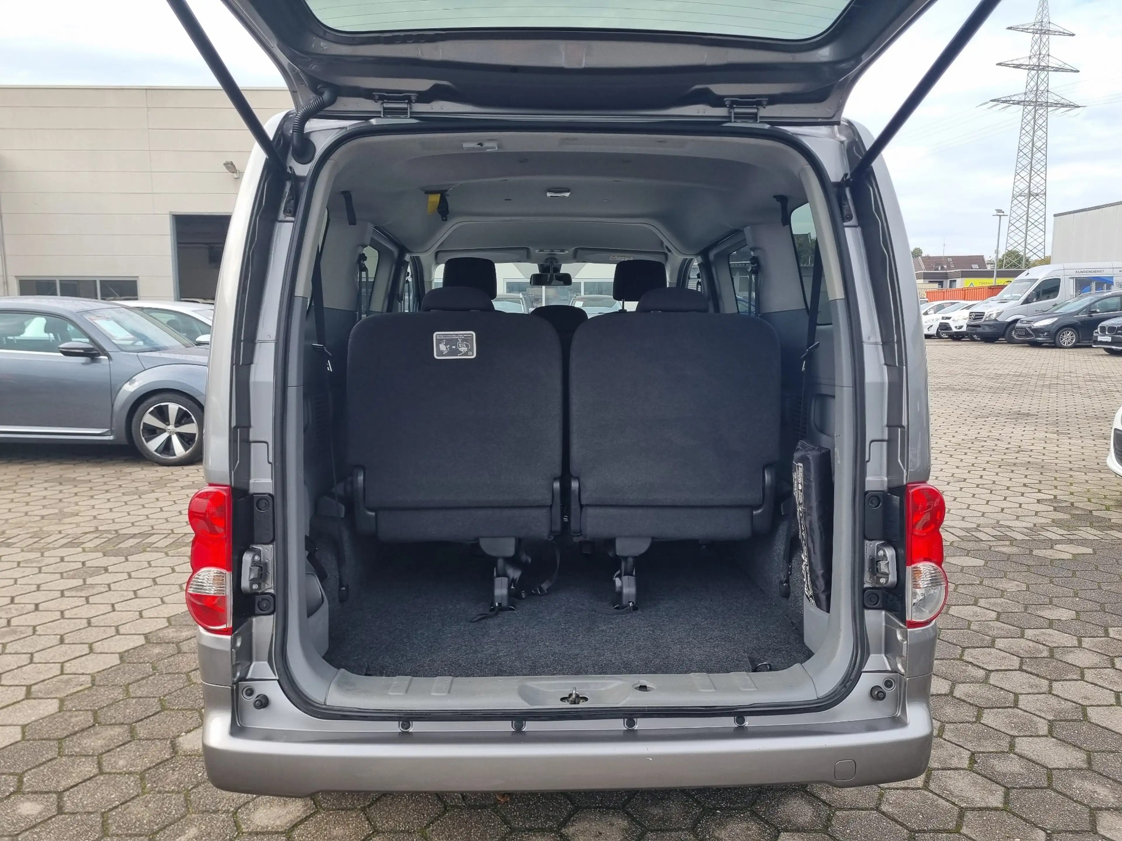 Nissan NV200 1.5 dCi Tekna Premium"7-Sitzer"Navi"Allwetter bere — photo 9