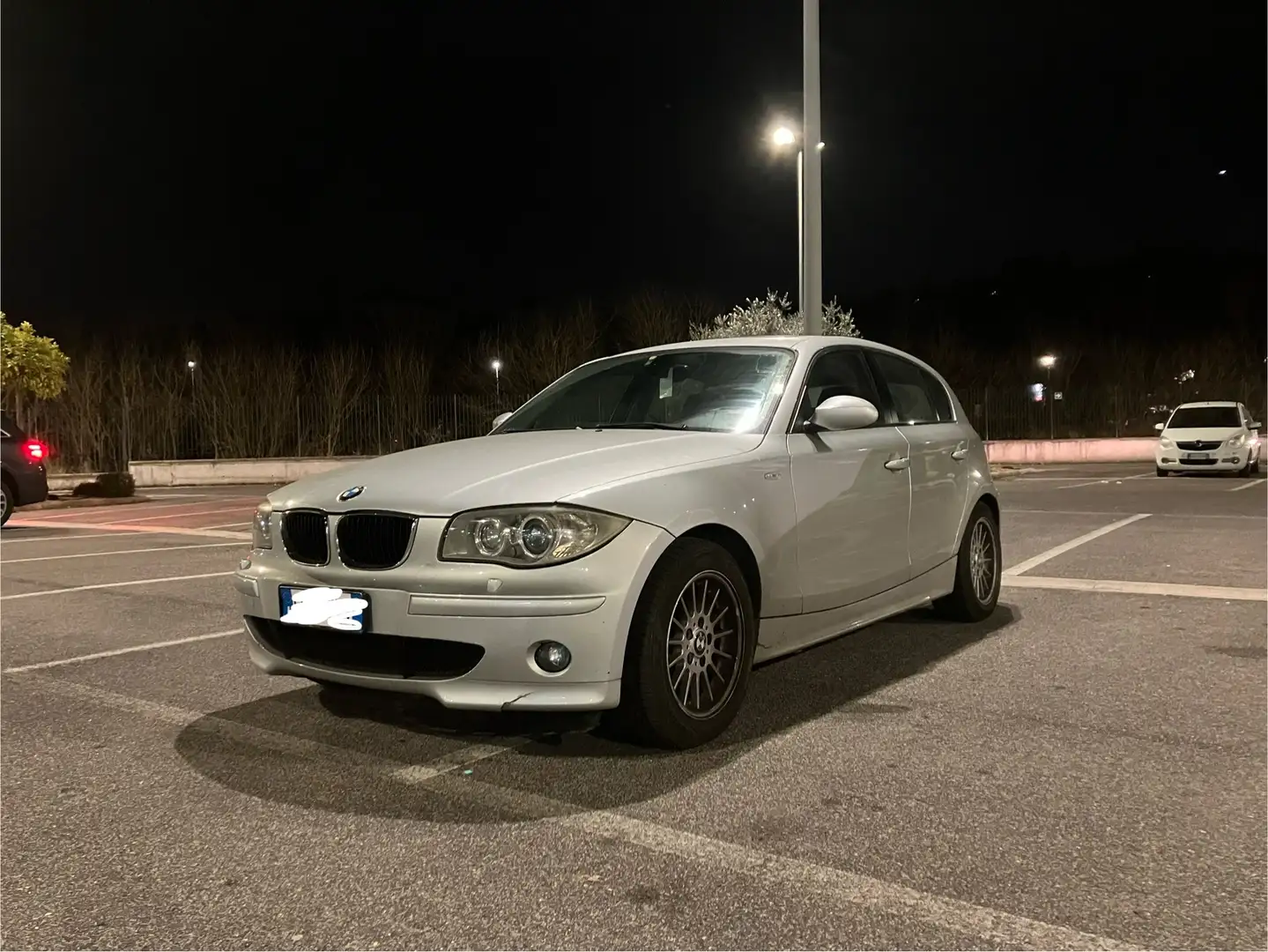 BMW 120 120i Futura - 1