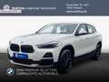 BMW X2 sDrive18i Aut. Advantage *SHZ*PDC*Navi* Bianco - thumbnail 1