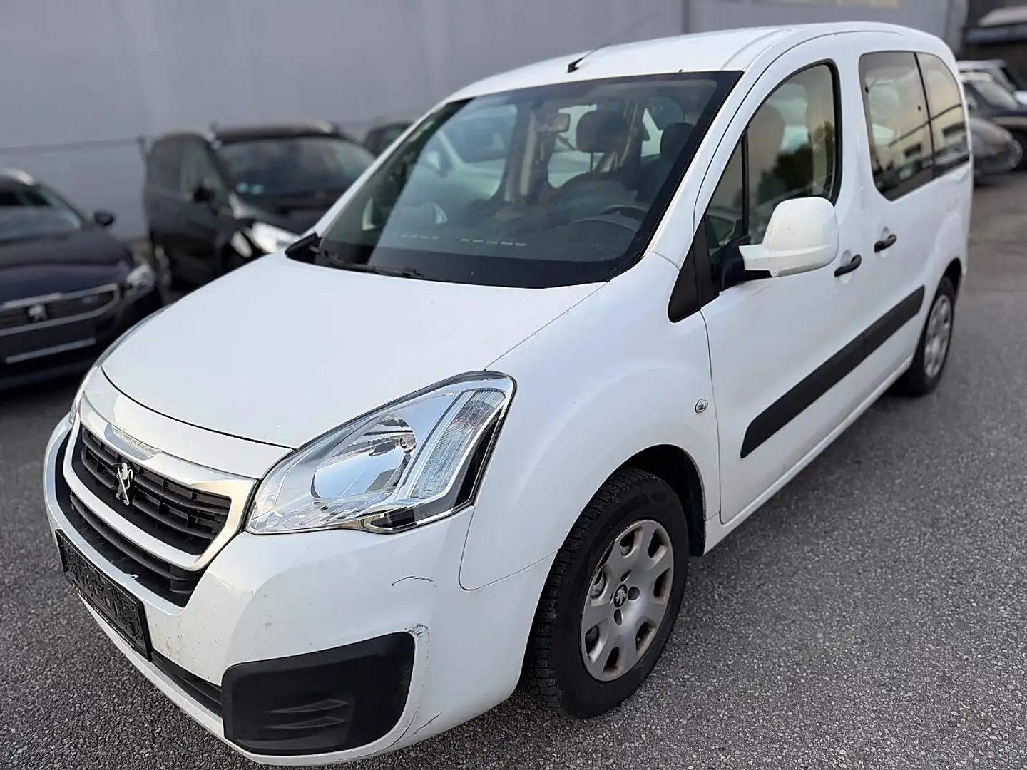 Peugeot Partner Tepee Active 1,6 BHDI *Pickerl 12/2027+4* Weiß - 1