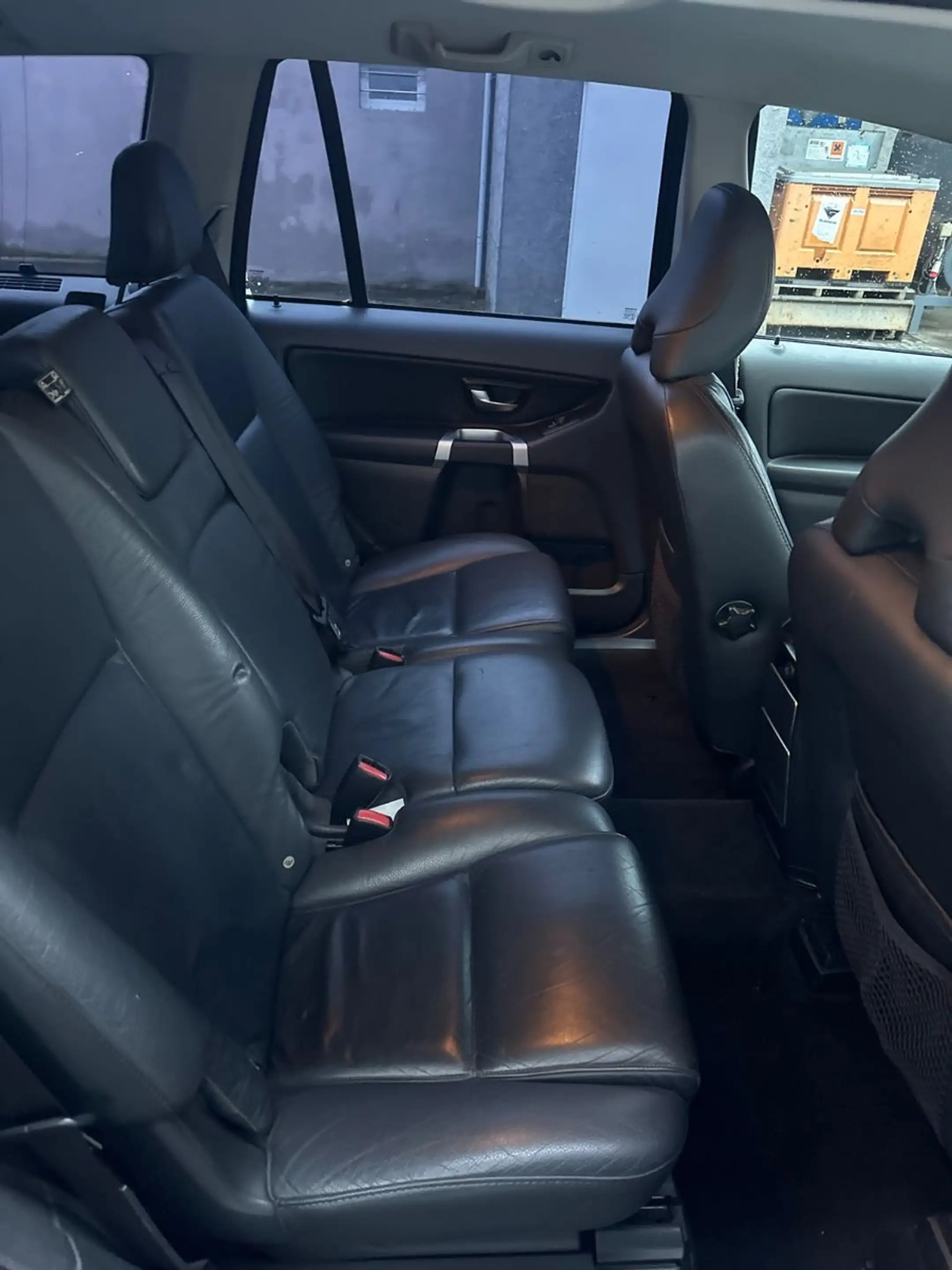 Volvo XC90 D5 2,4l,AWD,Automatik,Leder, AHK — photo 11