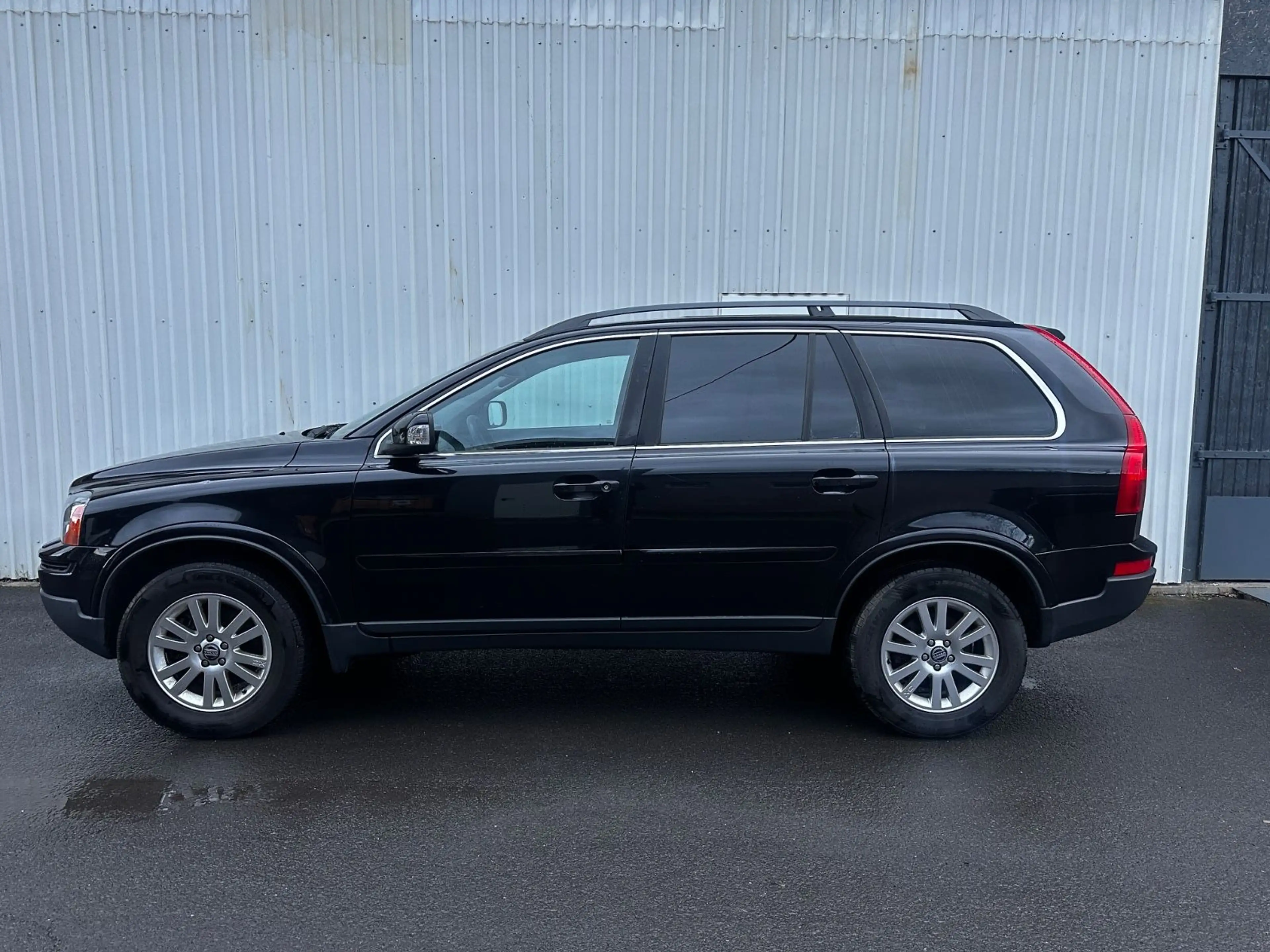 Volvo XC90 D5 2,4l,AWD,Automatik,Leder, AHK — photo 2