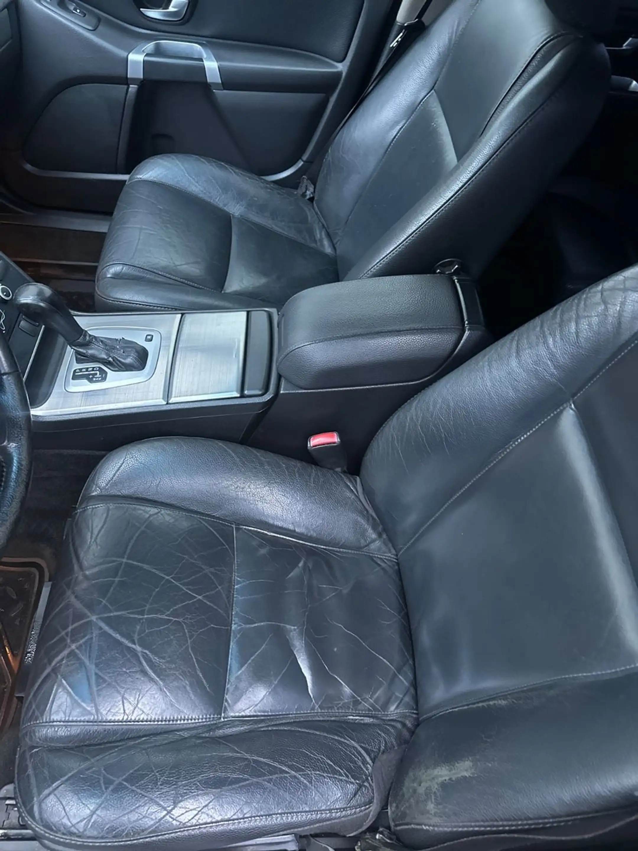 Volvo XC90 D5 2,4l,AWD,Automatik,Leder, AHK — photo 14